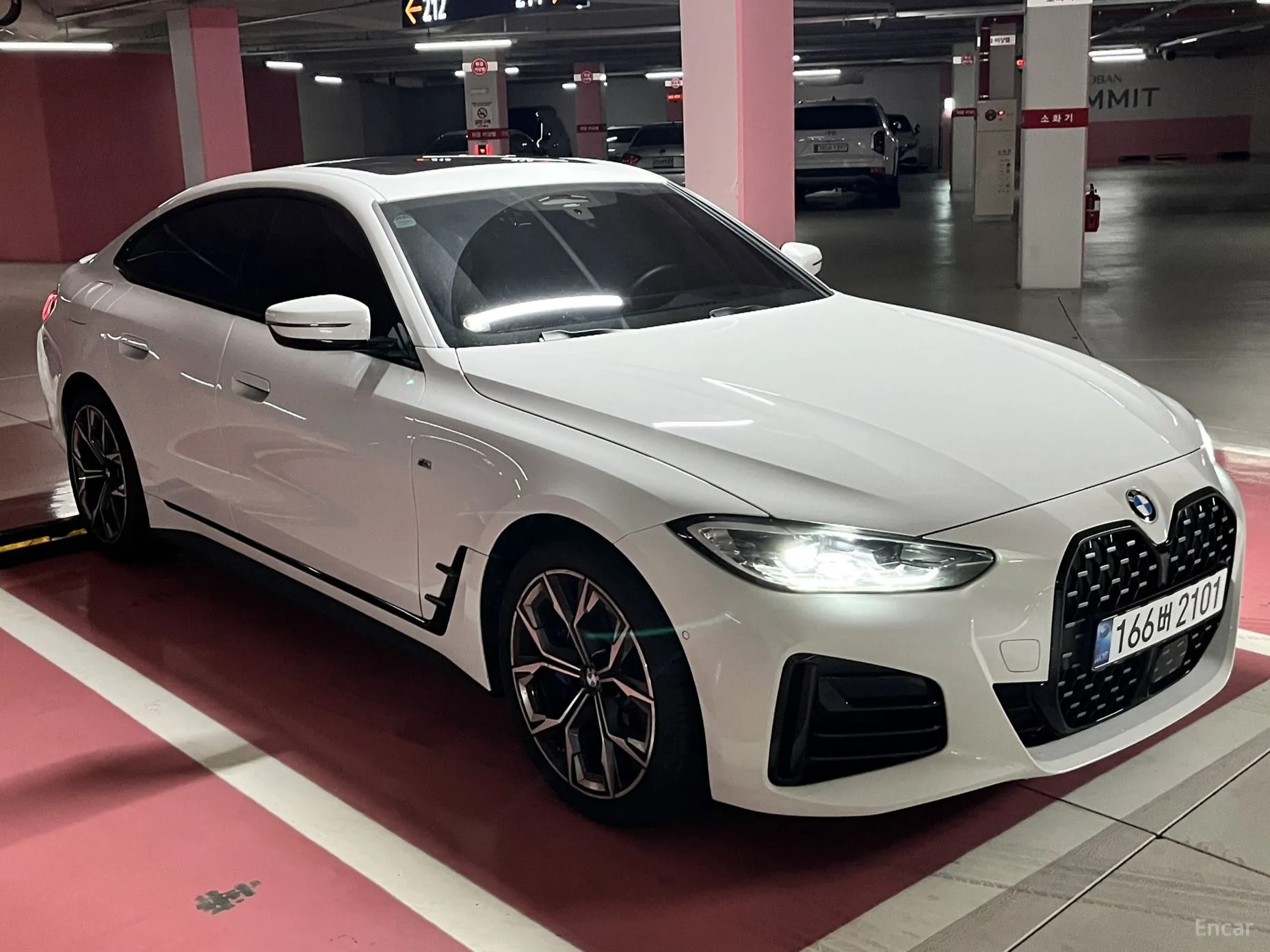 BMW Series 4 (G22)