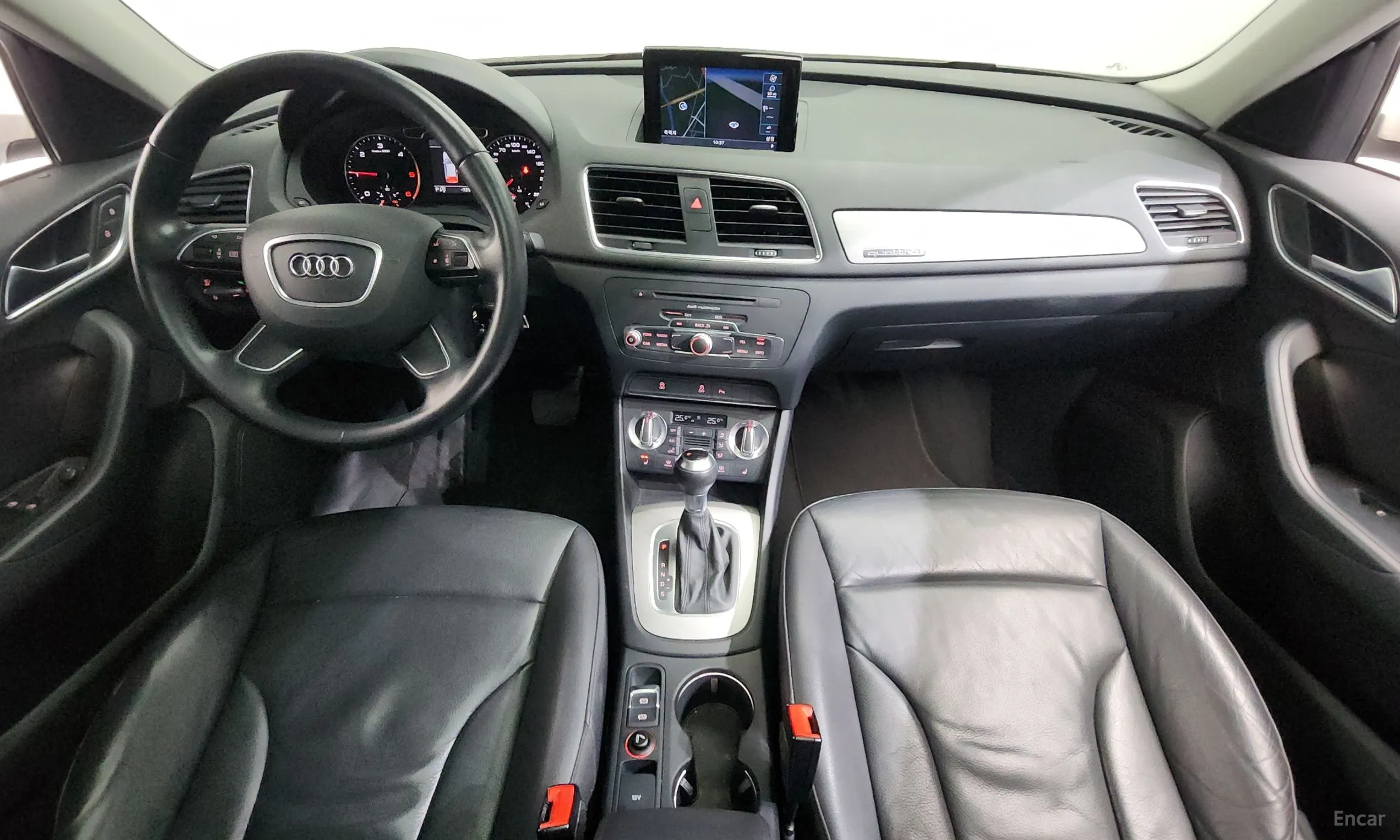 Audi Q3 превью 7