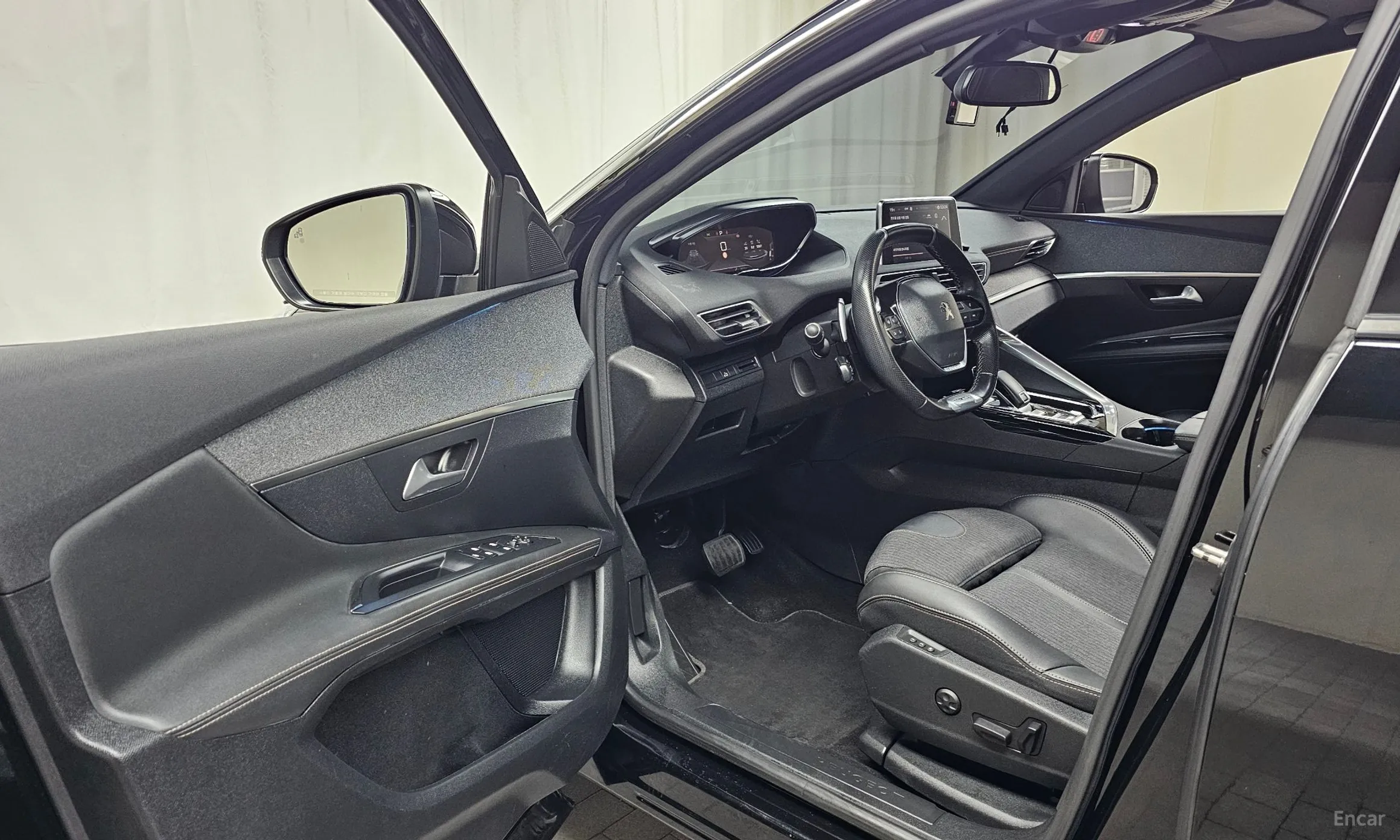 Peugeot 3008 2nd generation превью 10