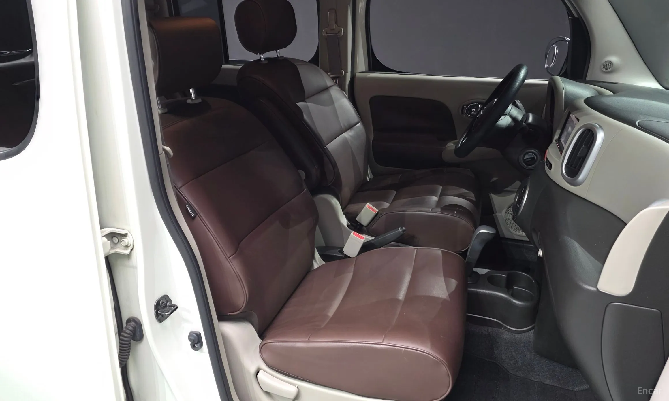 Nissan Cube превью 10