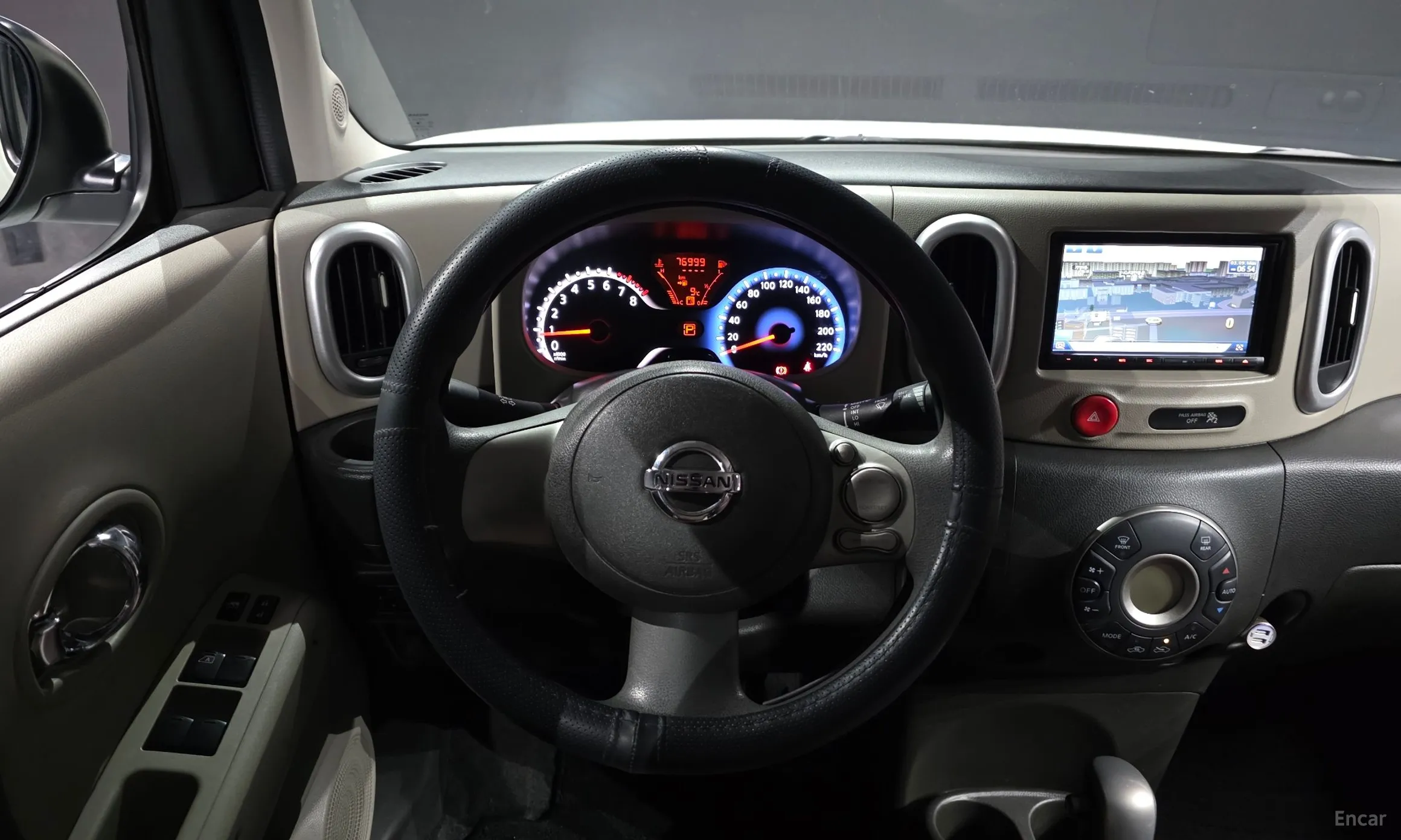 Nissan Cube превью 13