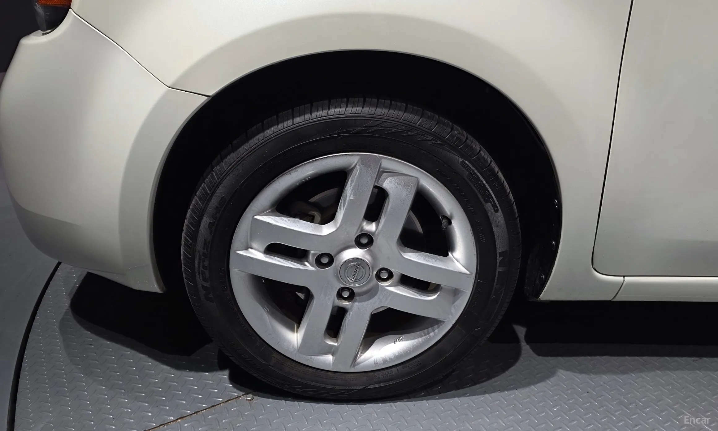 Nissan Cube превью 5