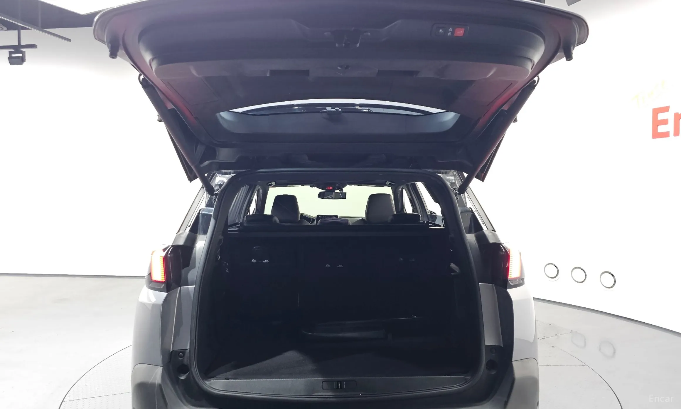 Peugeot 5008 2nd generation превью 20