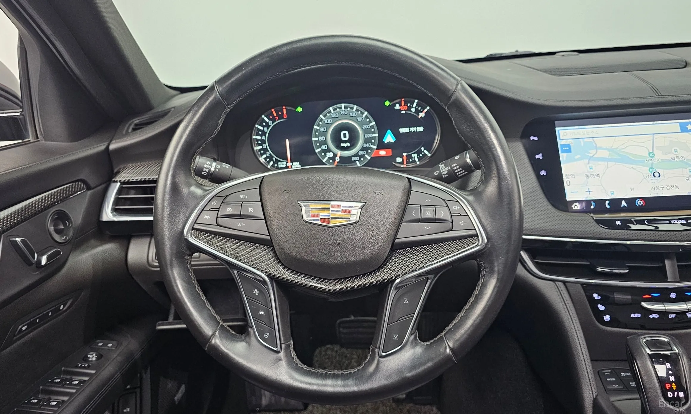 Cadillac CT6 превью 14