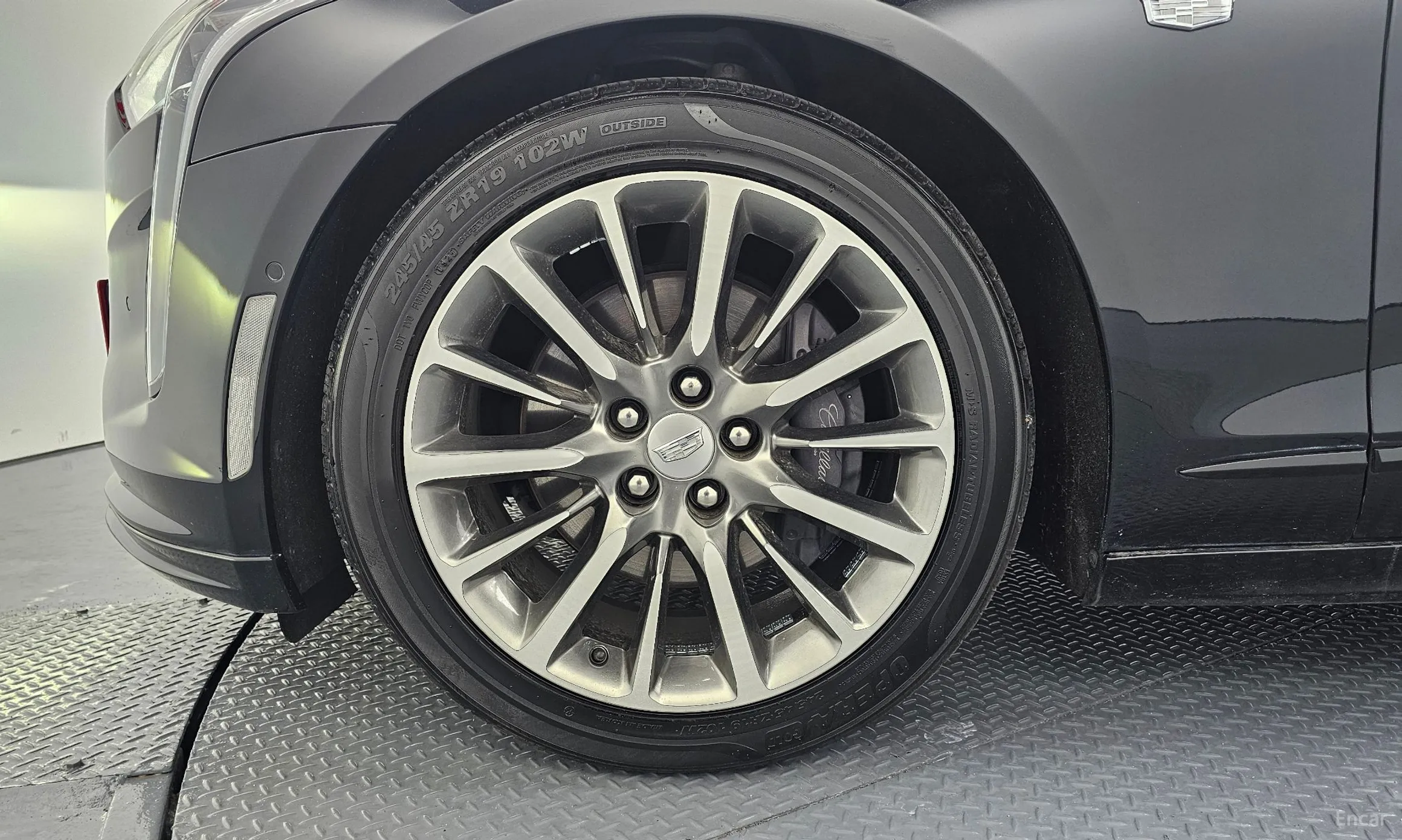 Cadillac CT6 превью 5