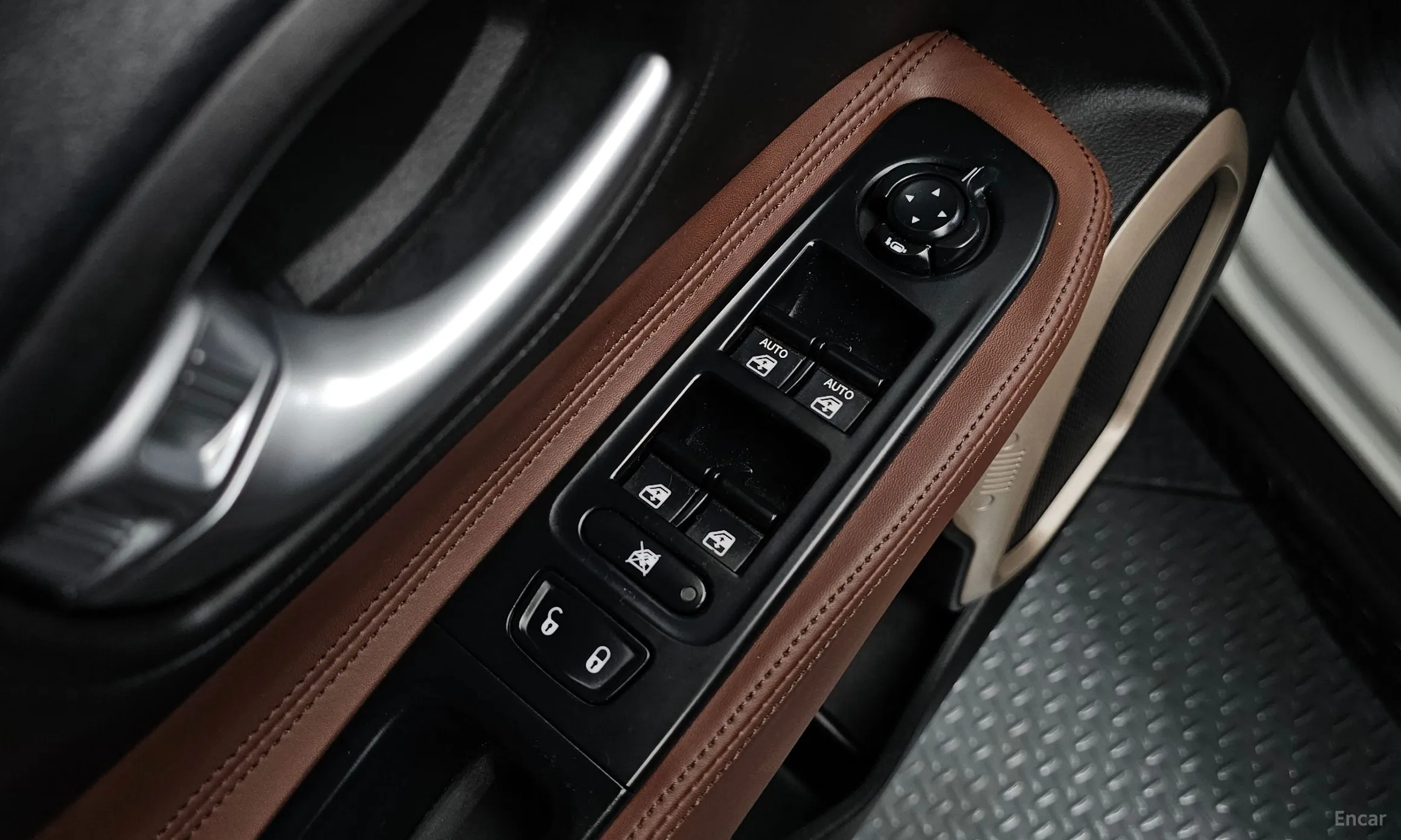 Jeep Renegade превью 12