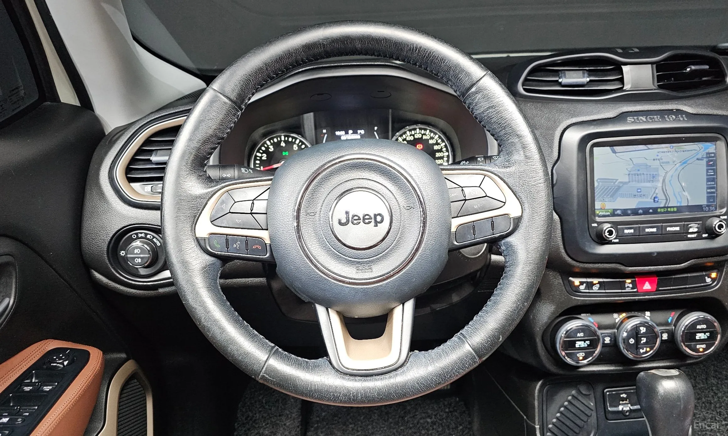 Jeep Renegade превью 14