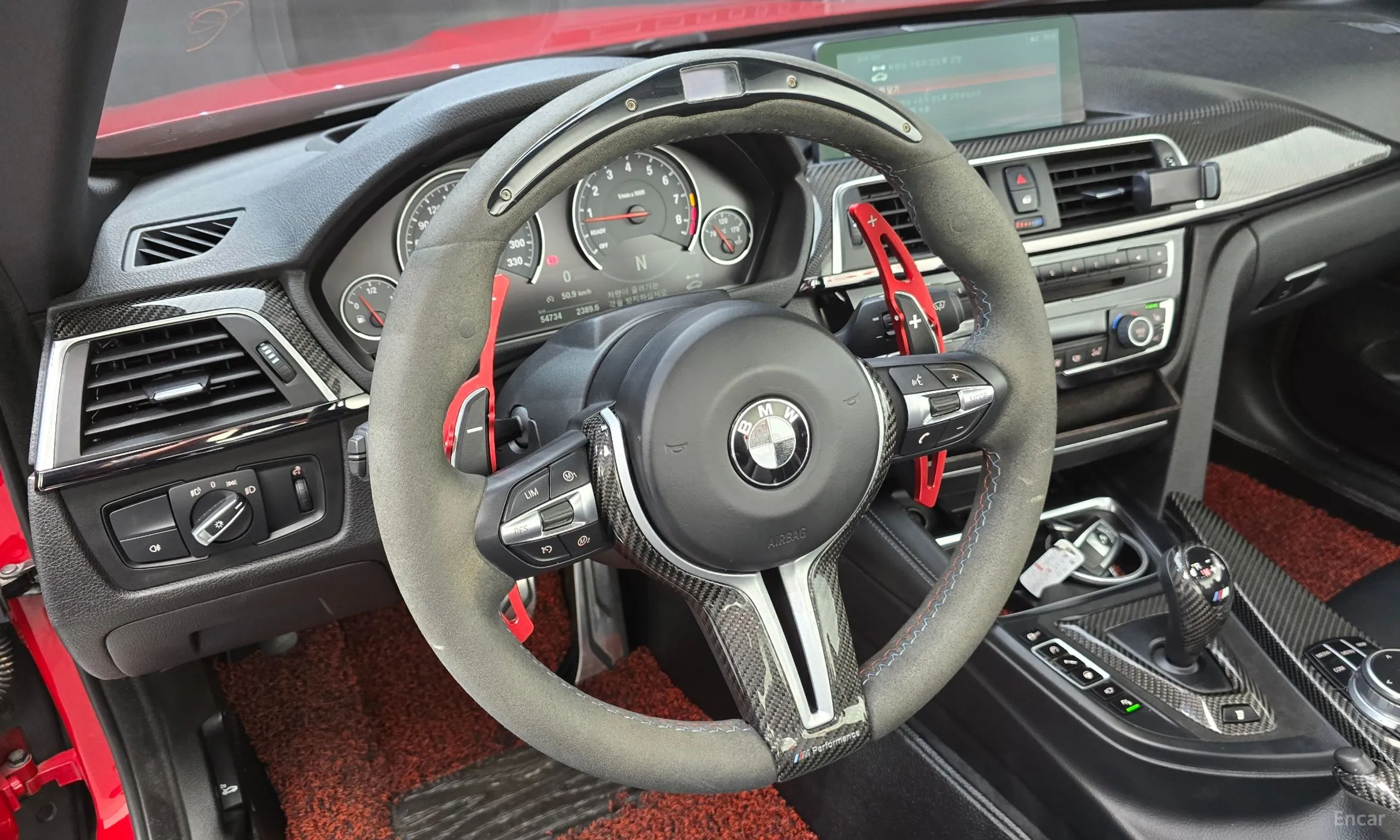 BMW M4 (F82) превью 12