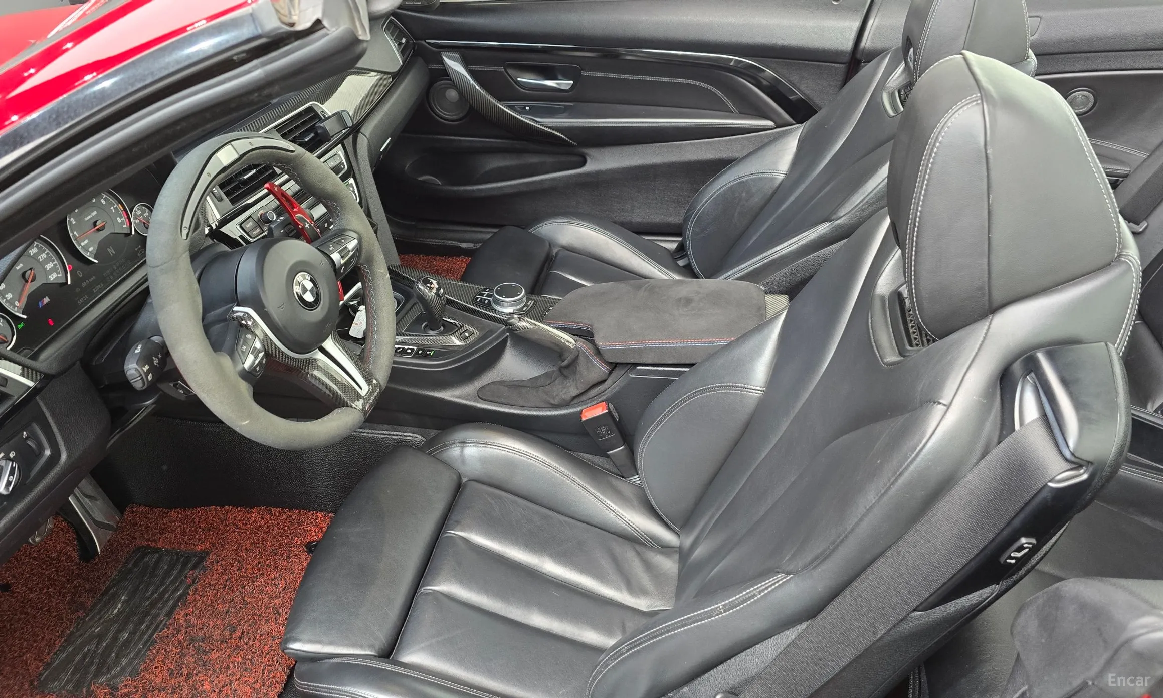 BMW M4 (F82) превью 6