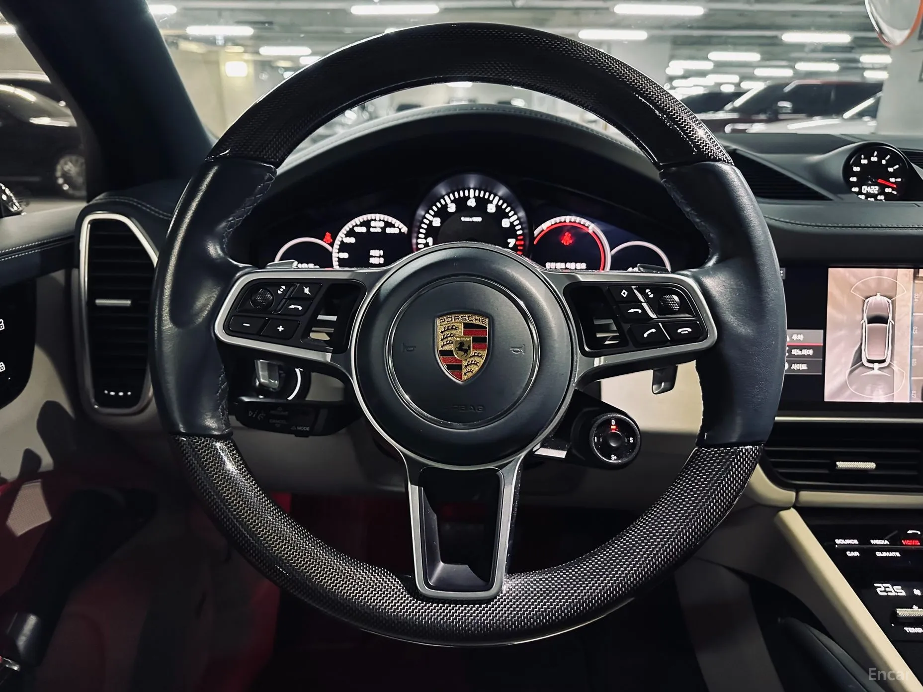Porsche Cayenne (PO536) превью 12