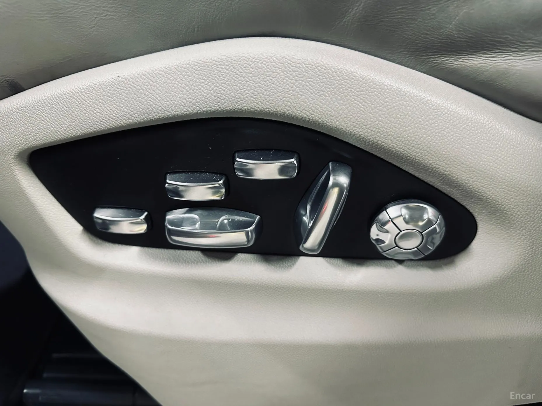 Porsche Cayenne (PO536) превью 17