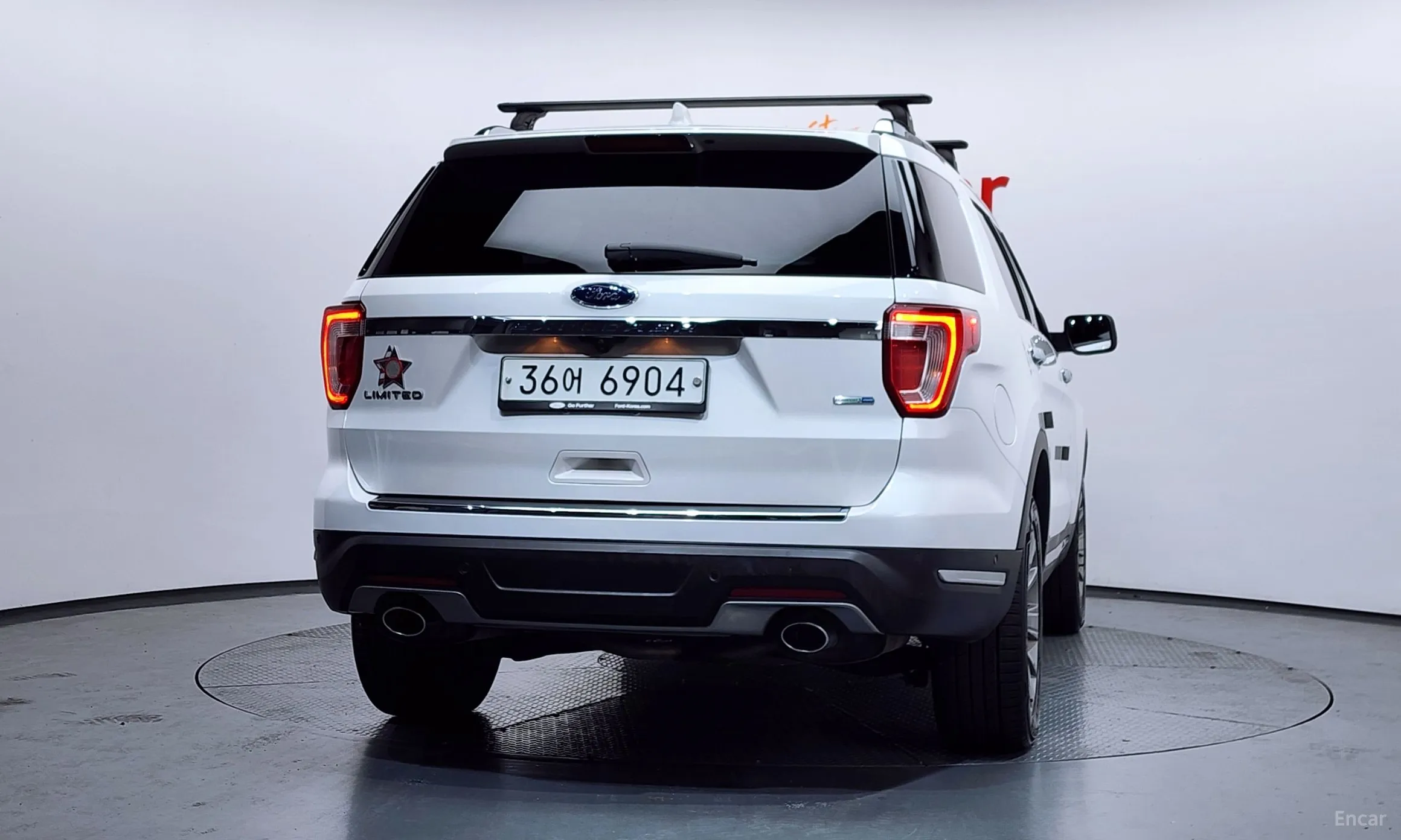 Ford Explorer превью 4
