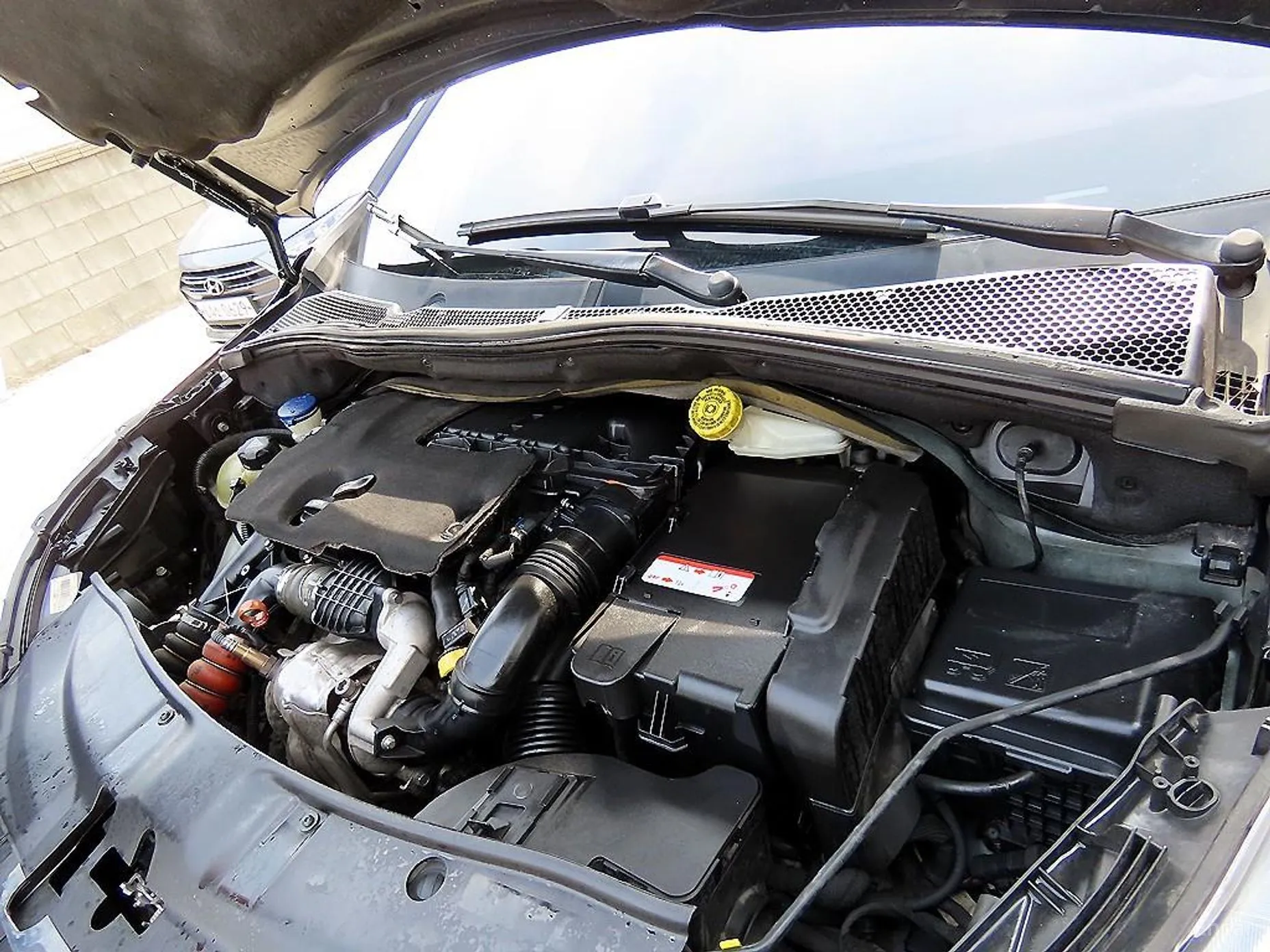 Peugeot 2008. превью 18