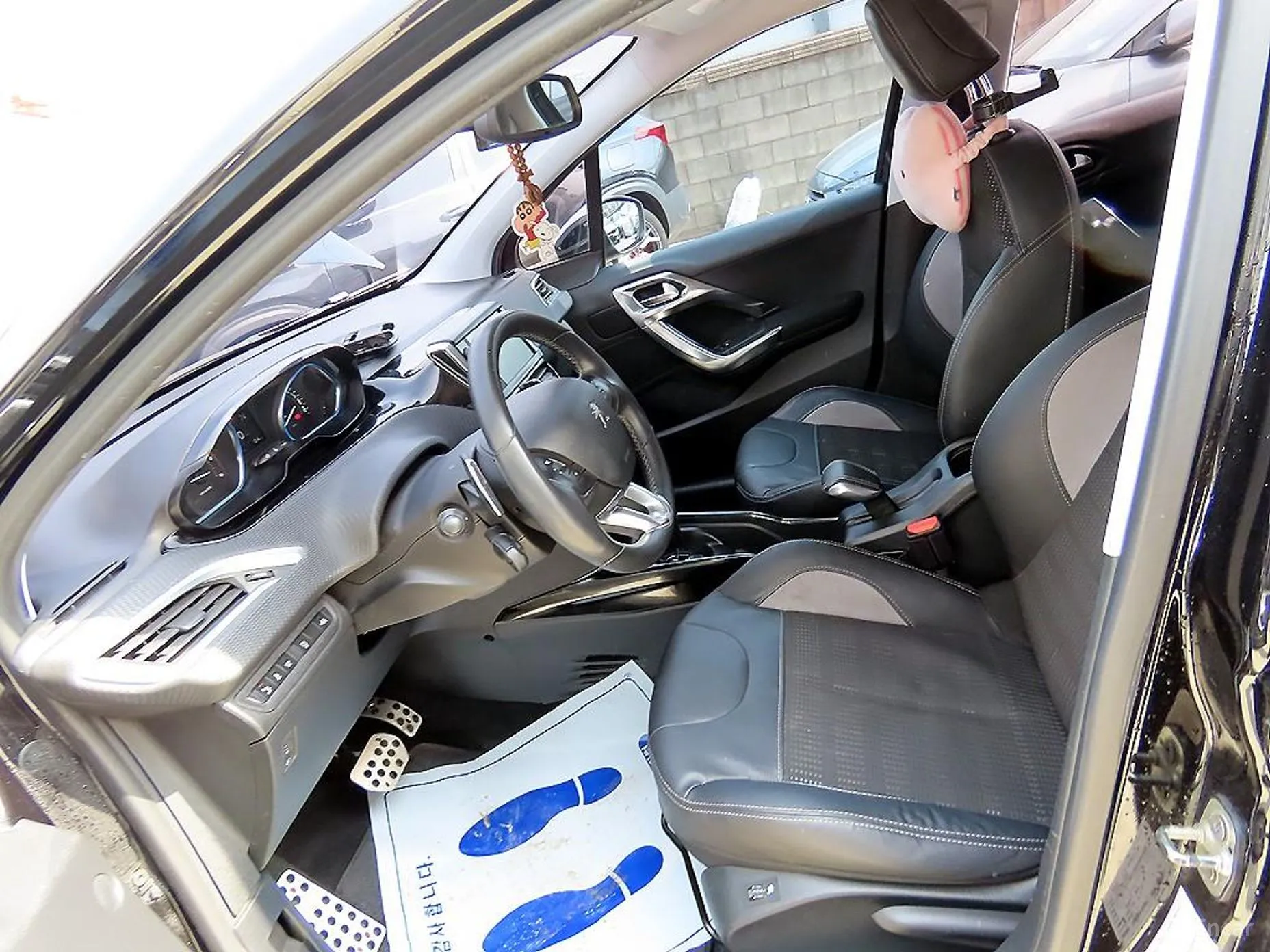 Peugeot 2008. превью 5