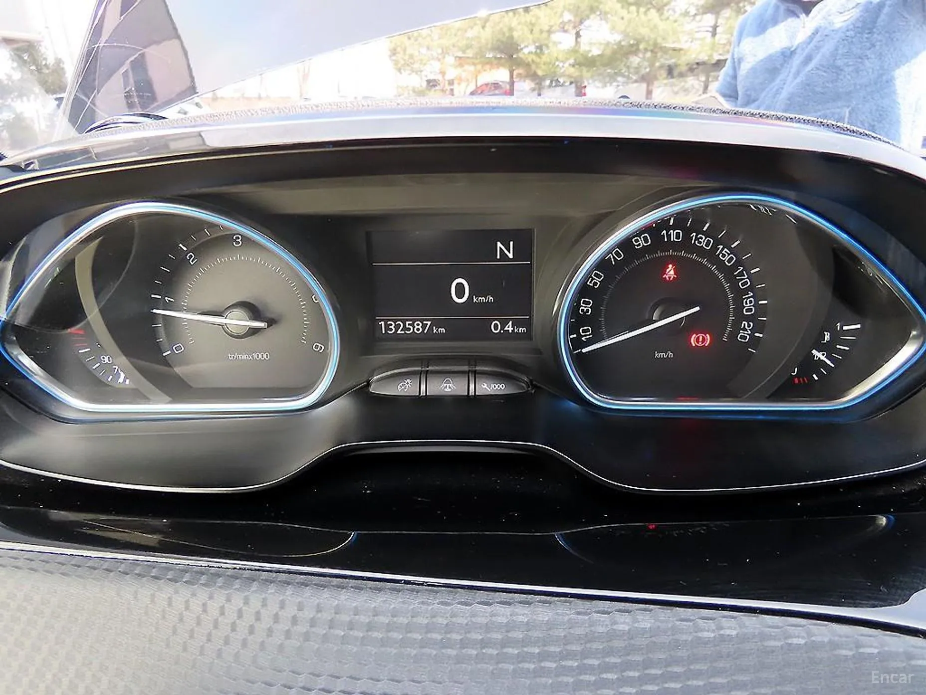 Peugeot 2008. превью 9
