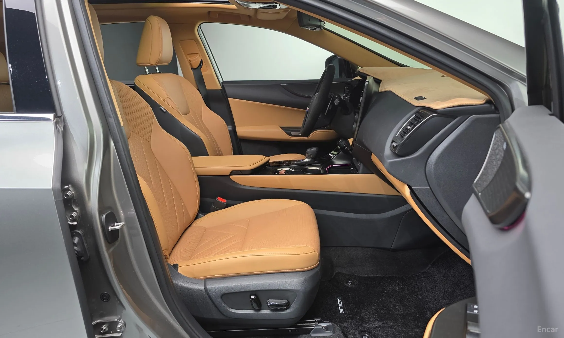 Lexus NX350h Gen 2 превью 11