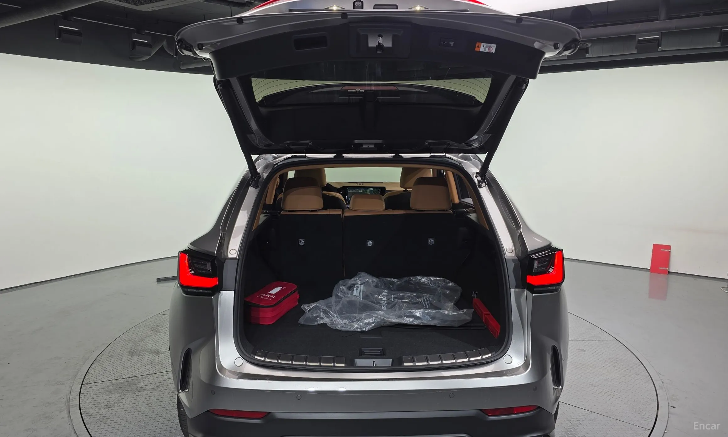 Lexus NX350h Gen 2 превью 20