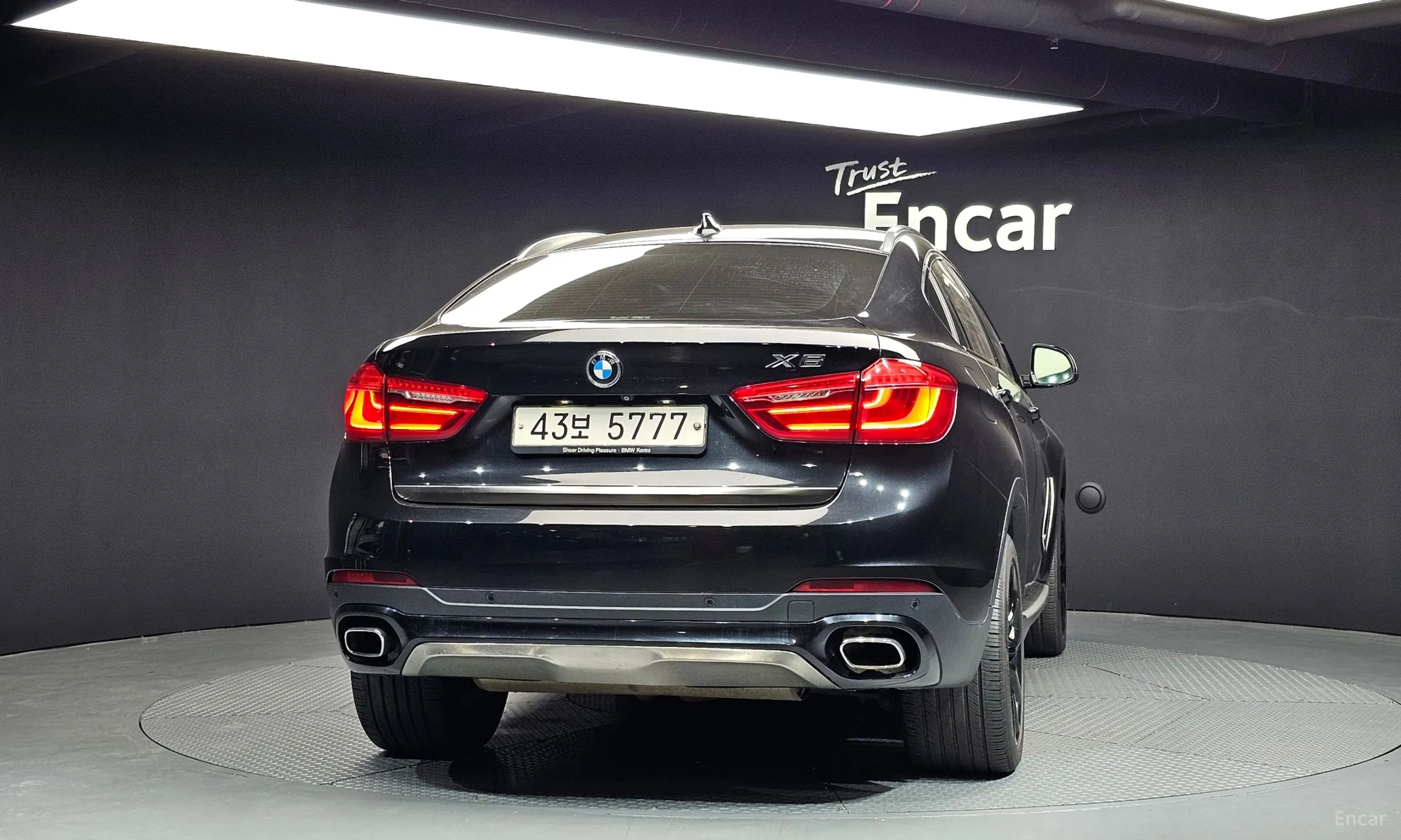 BMW X6 (F16) превью 4