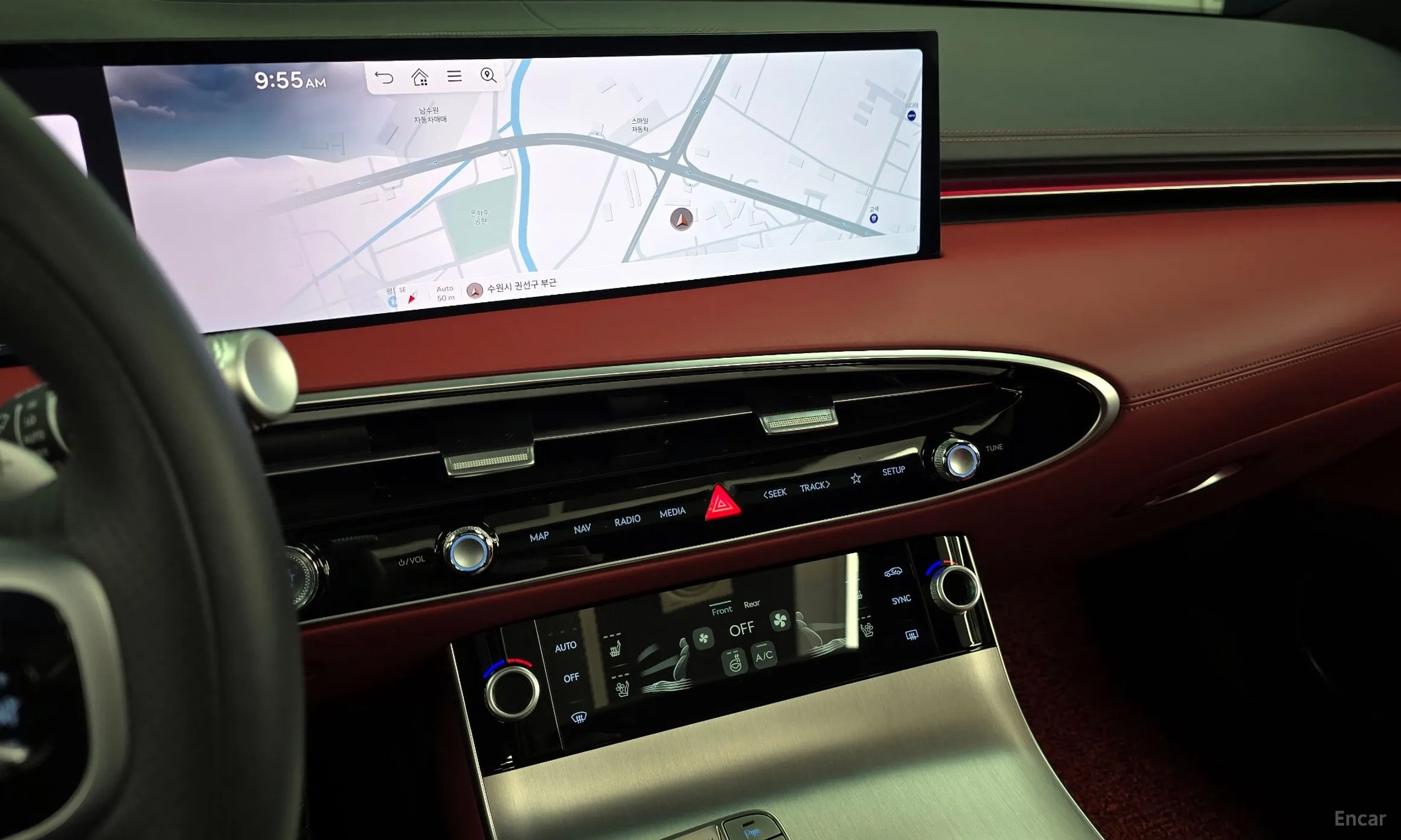 Genesis GV70 превью 14