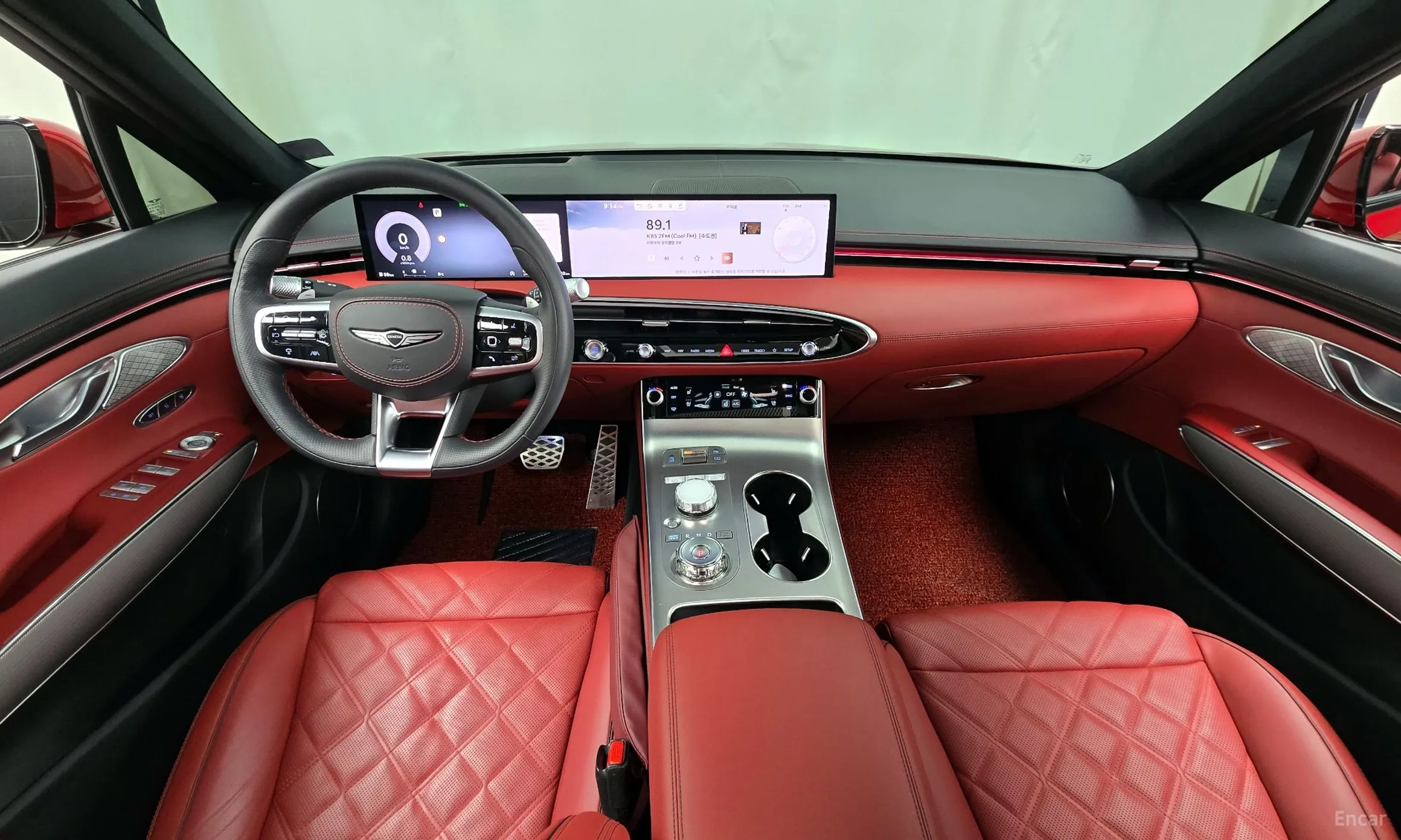 Genesis GV70 превью 7