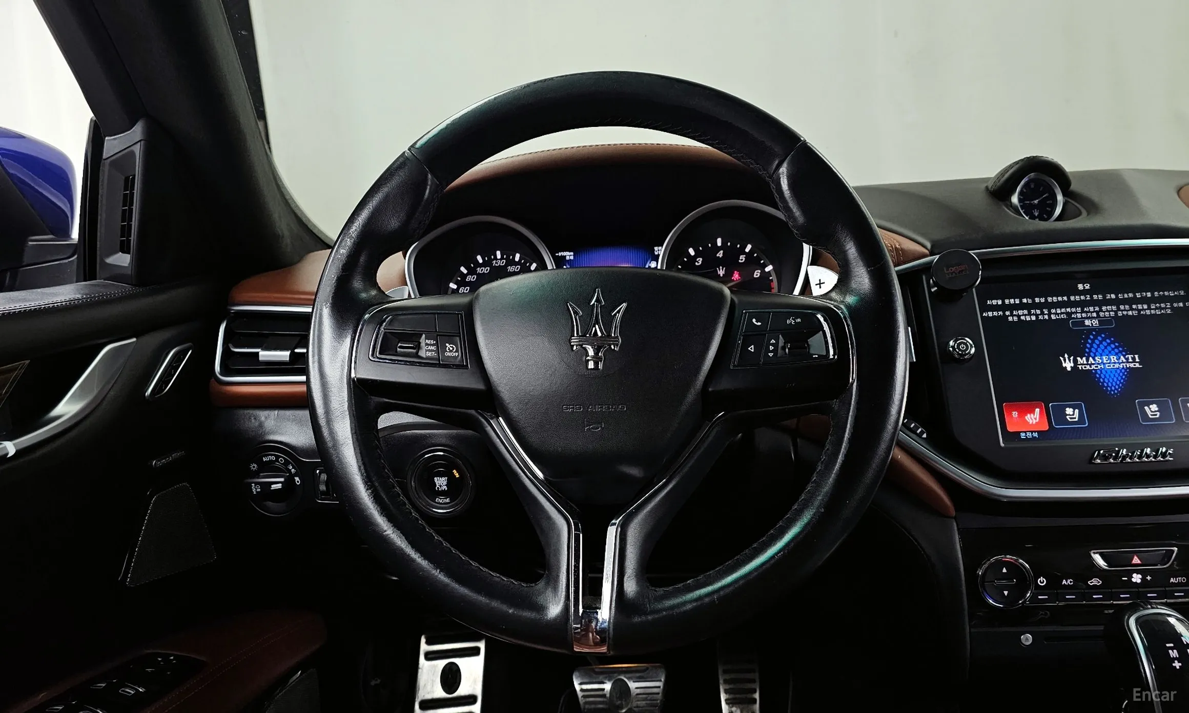 Maserati Ghibli превью 13