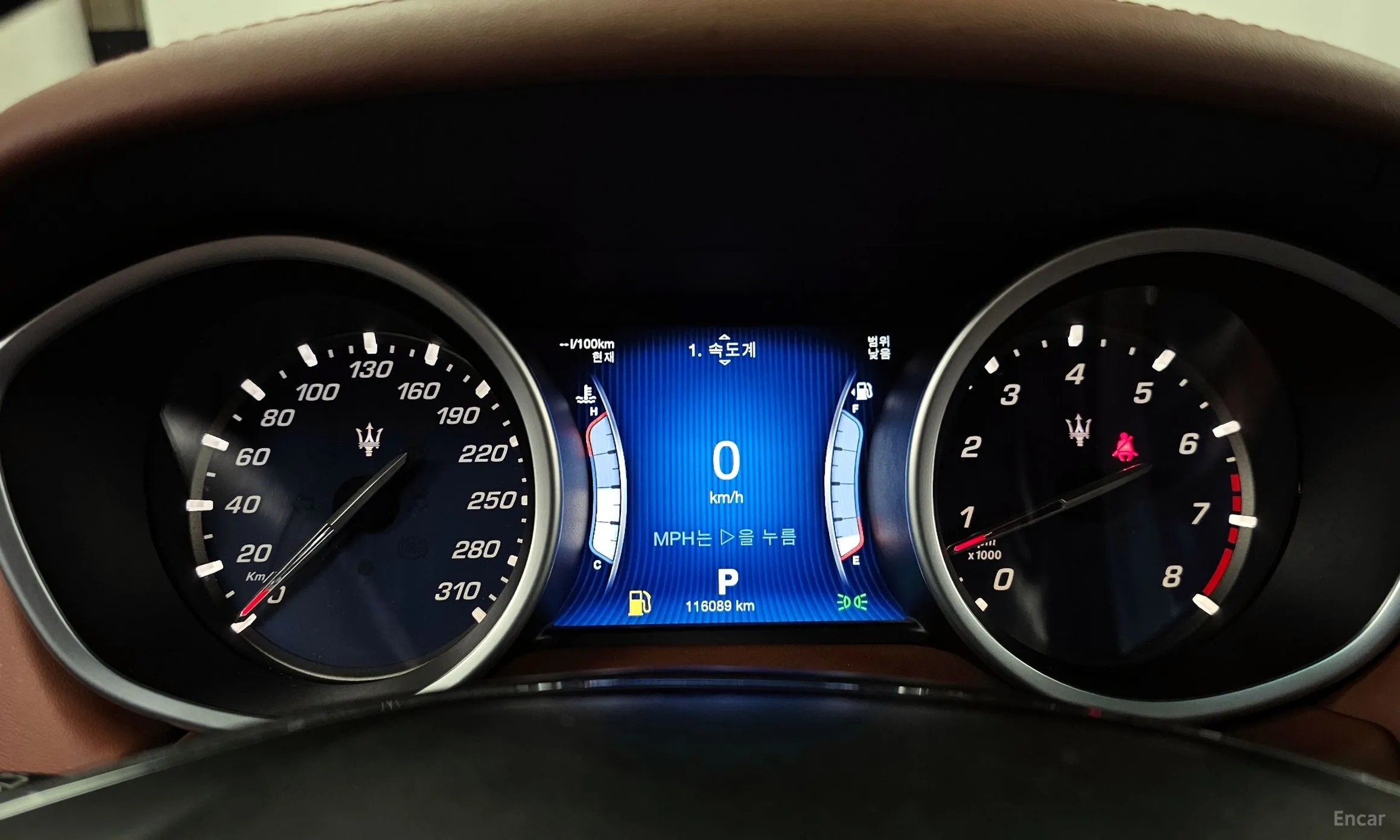 Maserati Ghibli превью 8