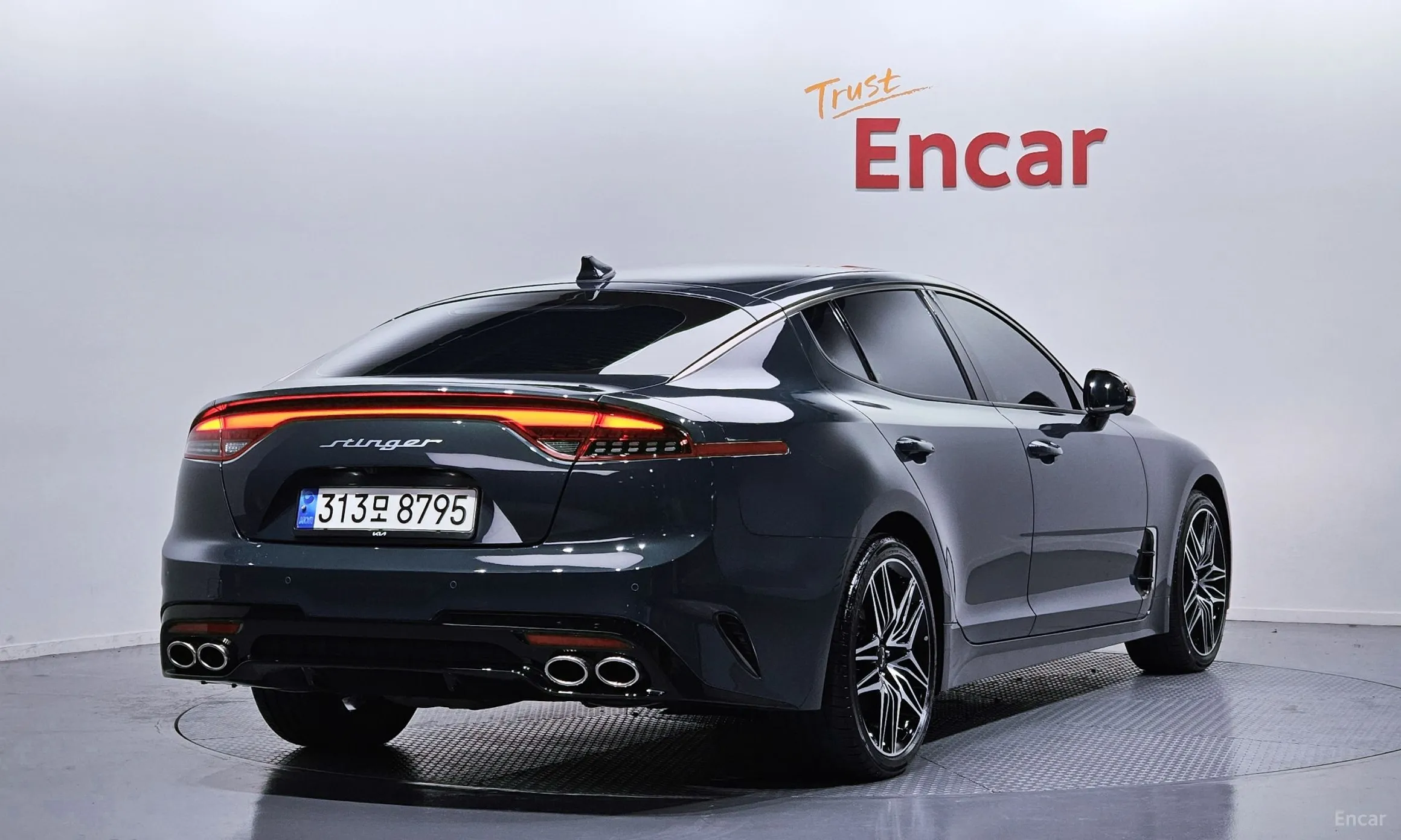 Kia Stinger Master