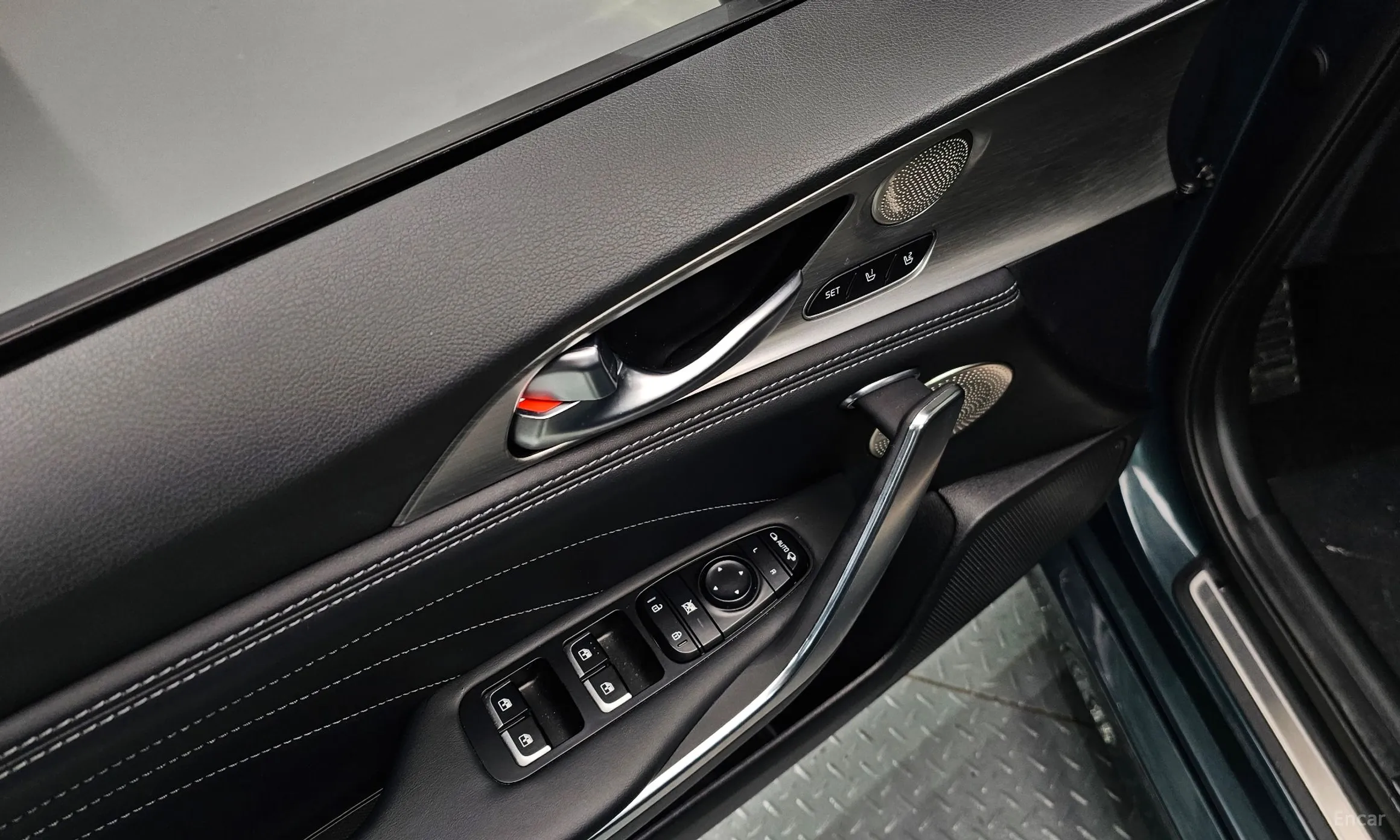 Kia Stinger Master превью 18