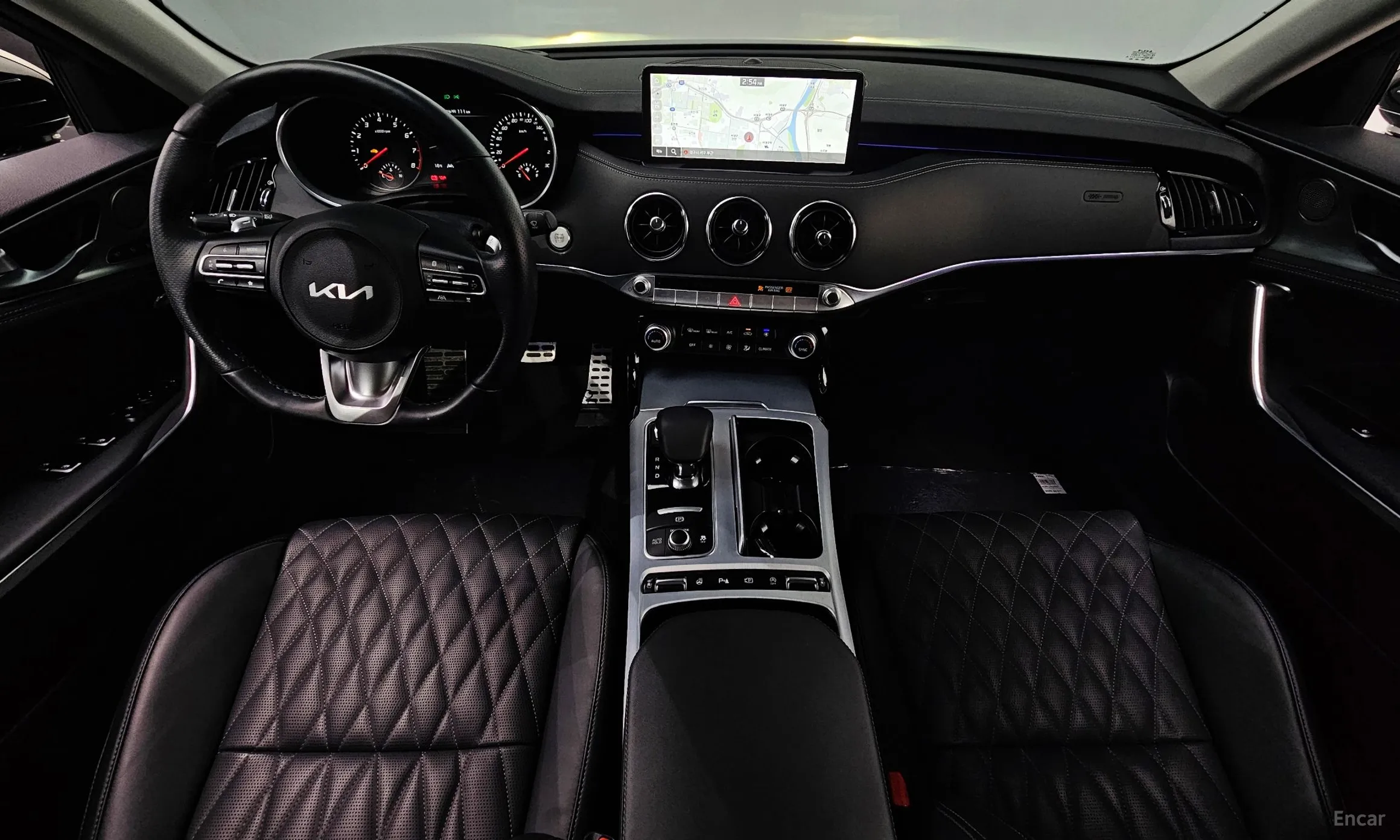 Kia Stinger Master превью 7