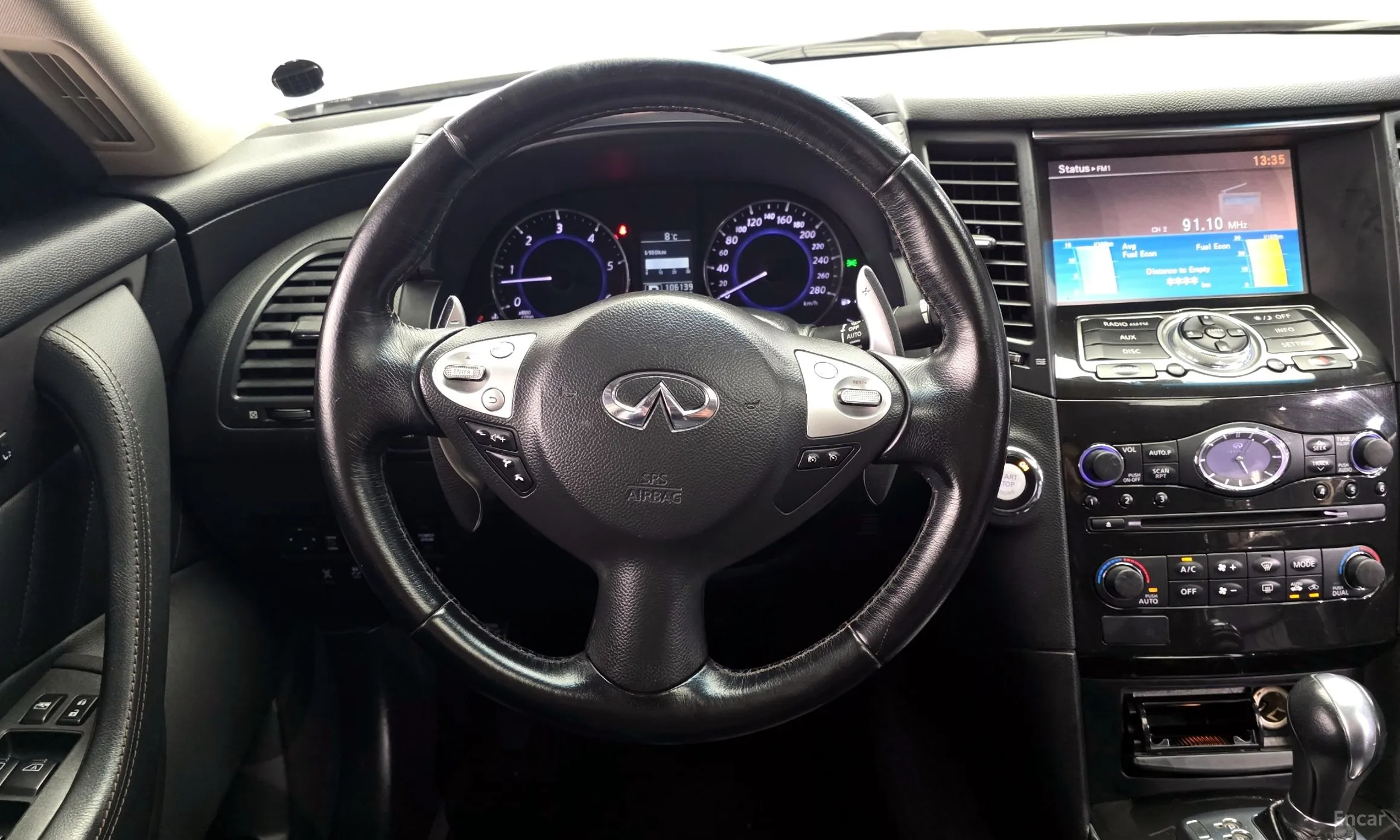 Infiniti QX70 превью 13