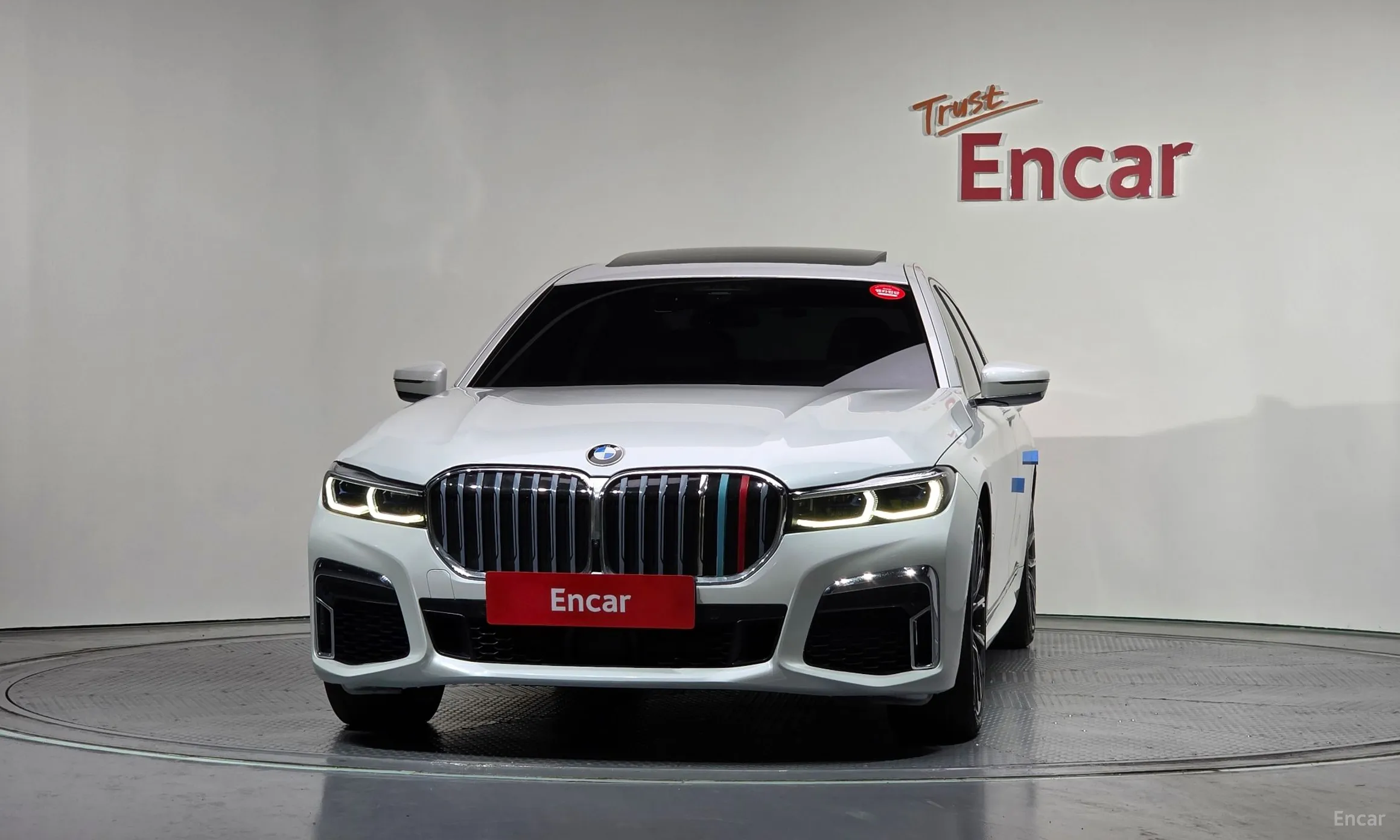 BMW 7 Series (G11) превью 3