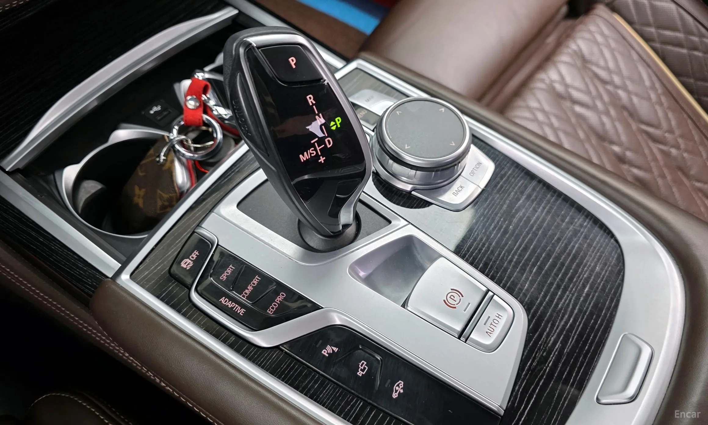BMW 7 Series (G11) превью 9