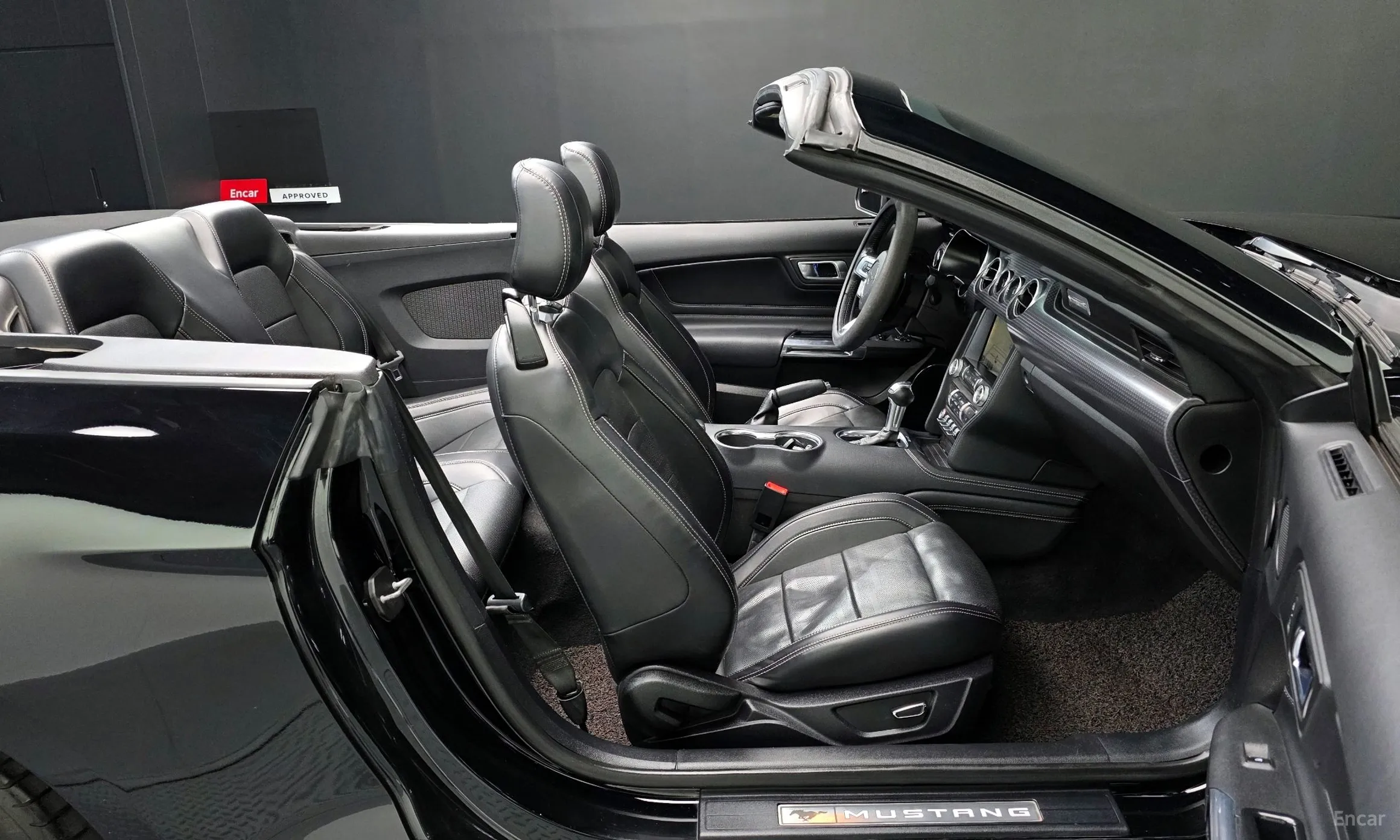 Ford Mustang превью 10
