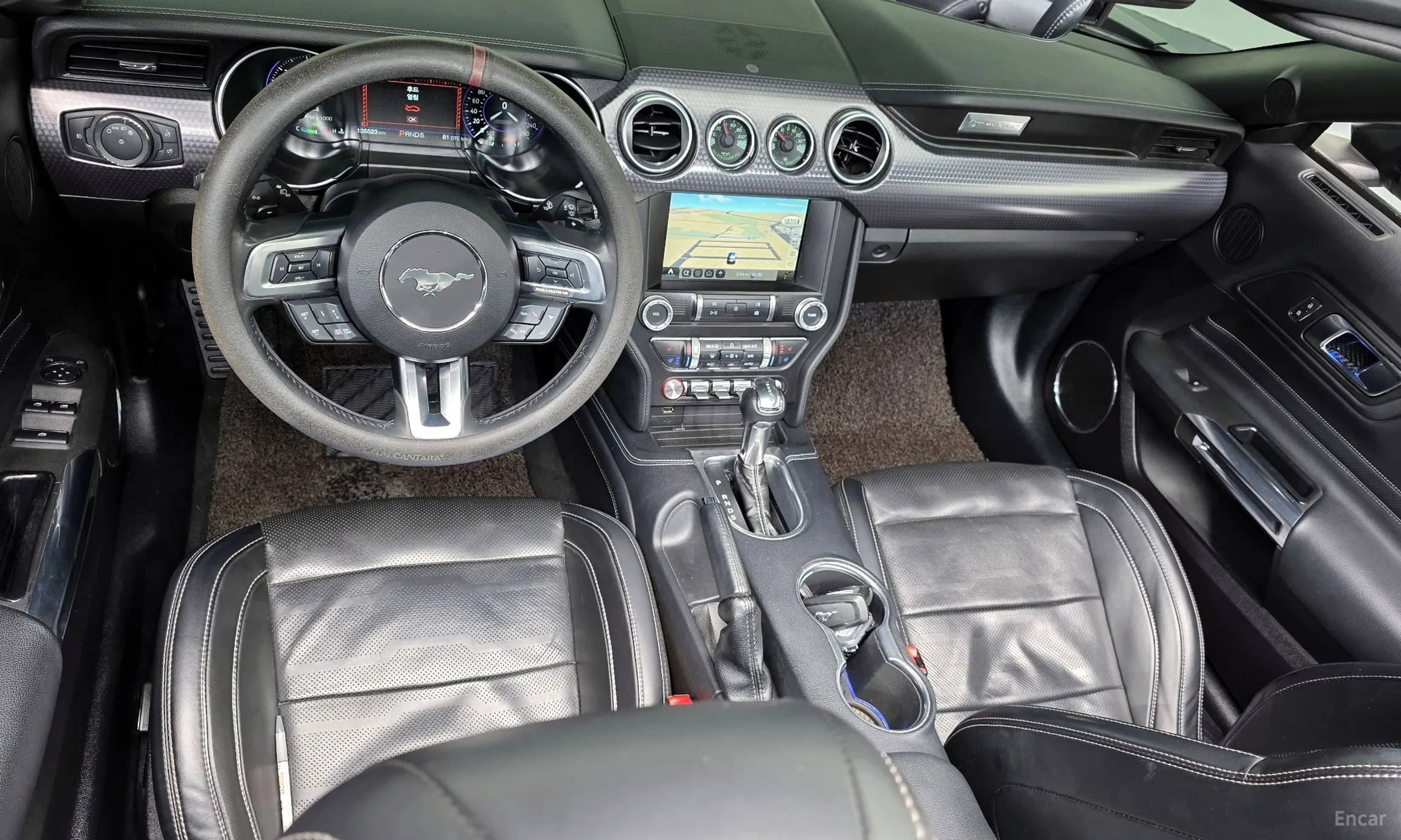 Ford Mustang превью 7