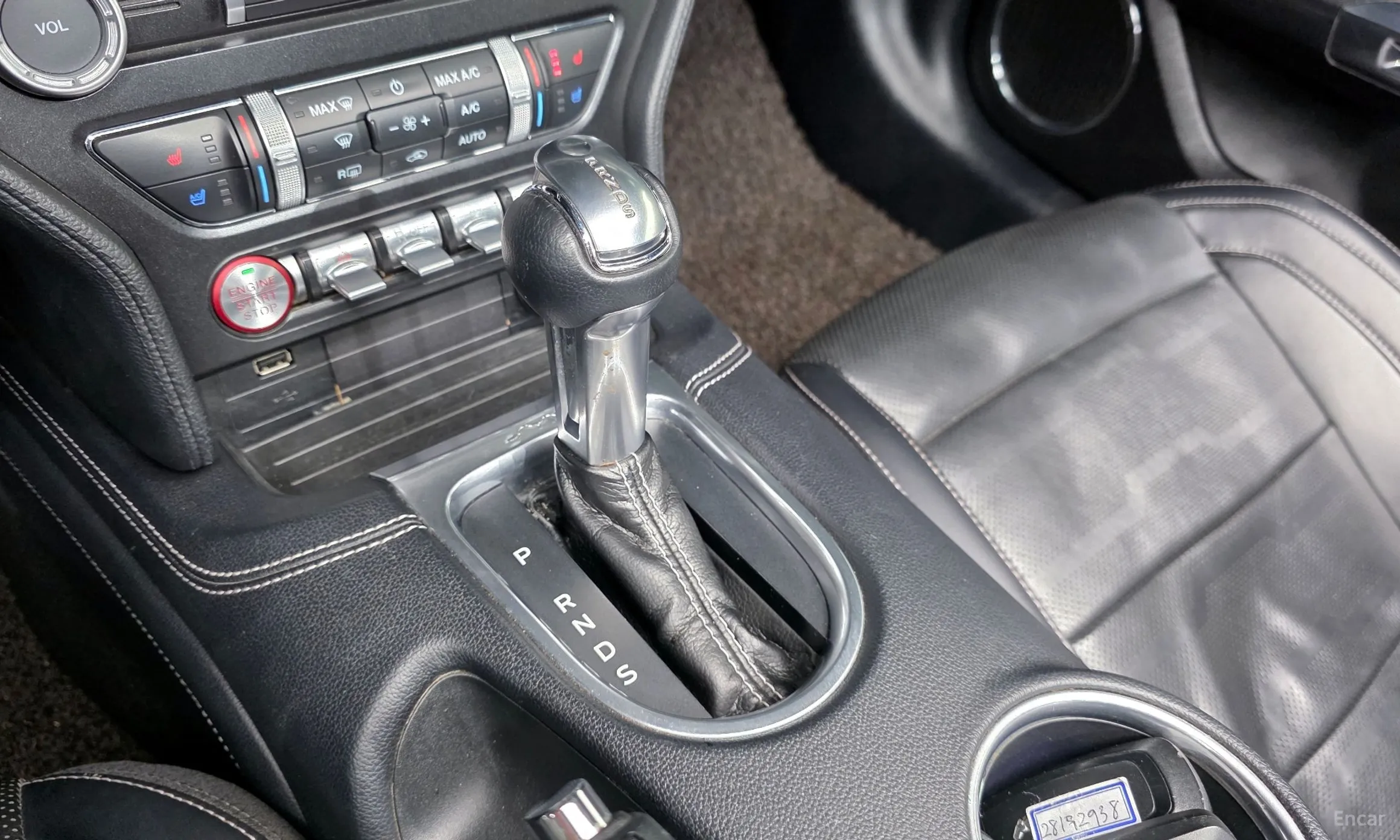 Ford Mustang превью 9