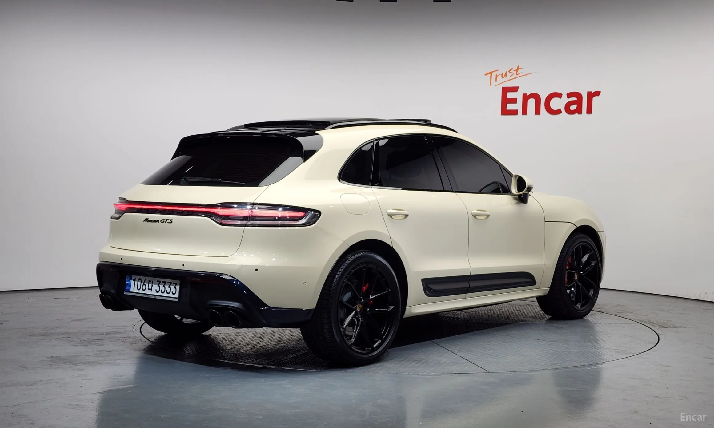 Porsche Macan превью 2