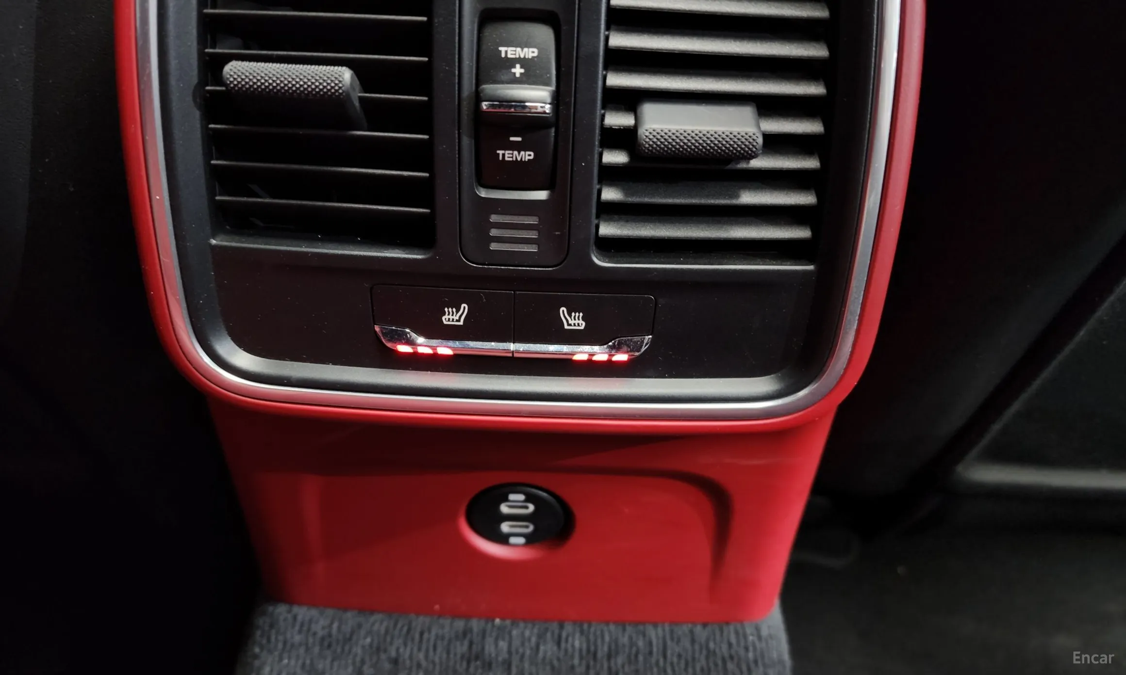 Porsche Macan превью 18