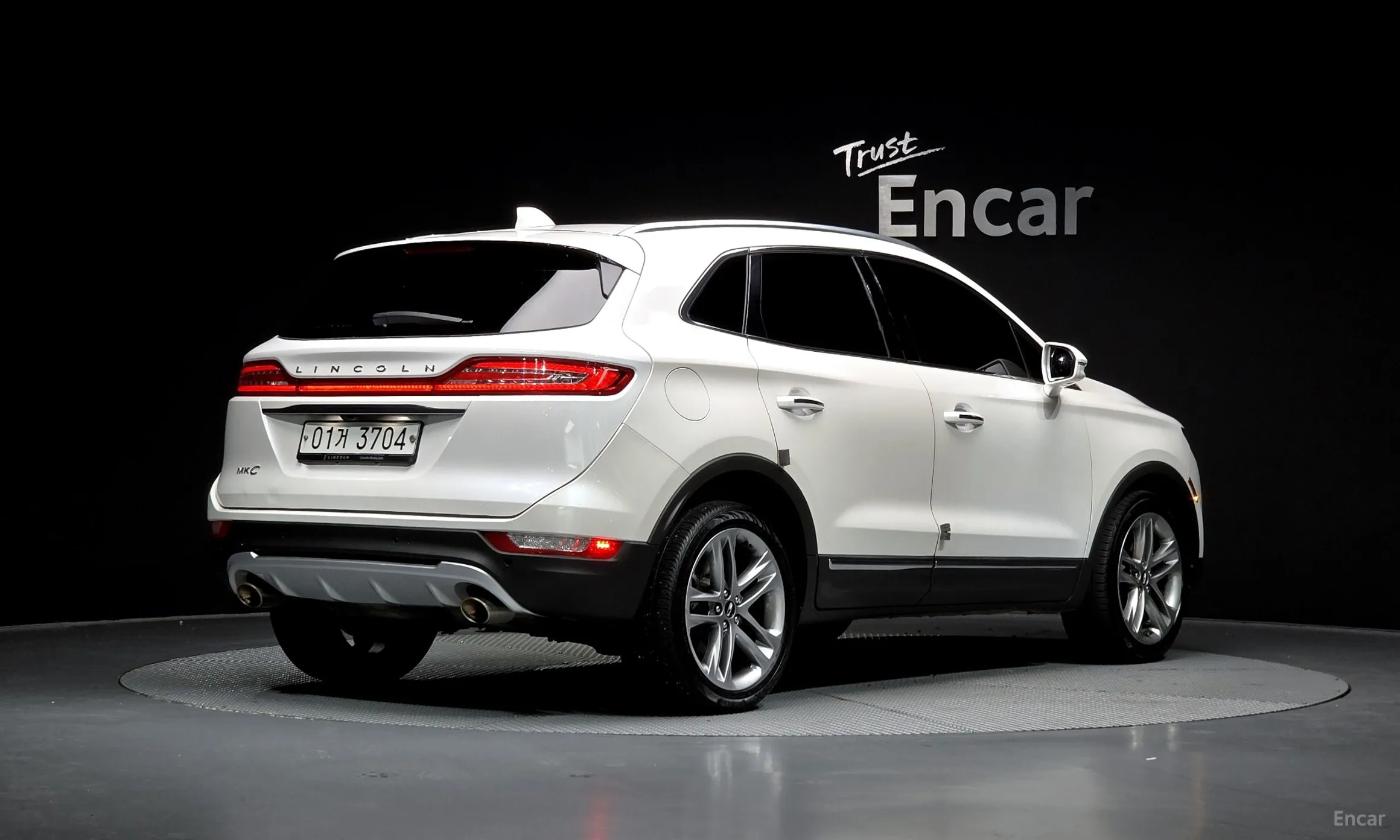 Lincoln MKC превью 2