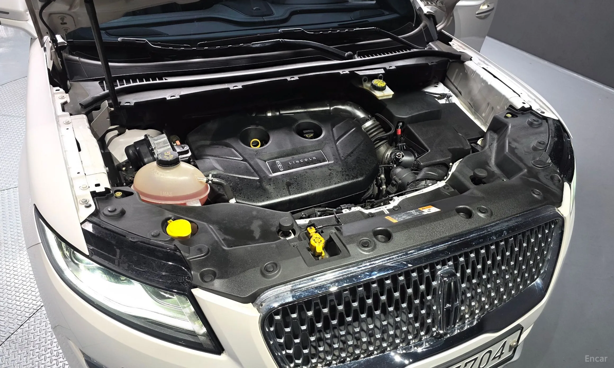 Lincoln MKC превью 6