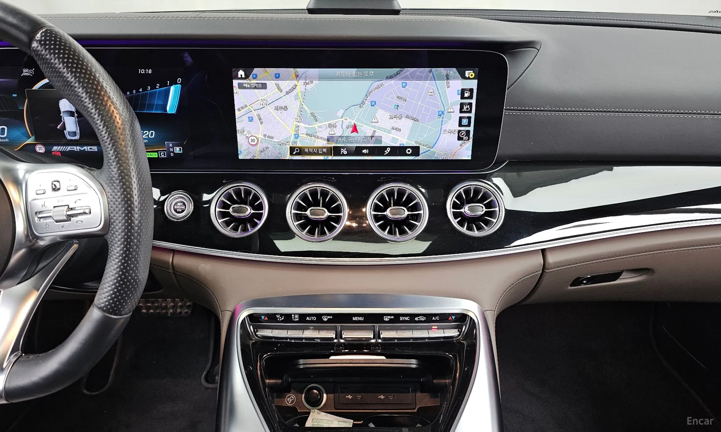 Mercedes Benz AMG GT превью 14