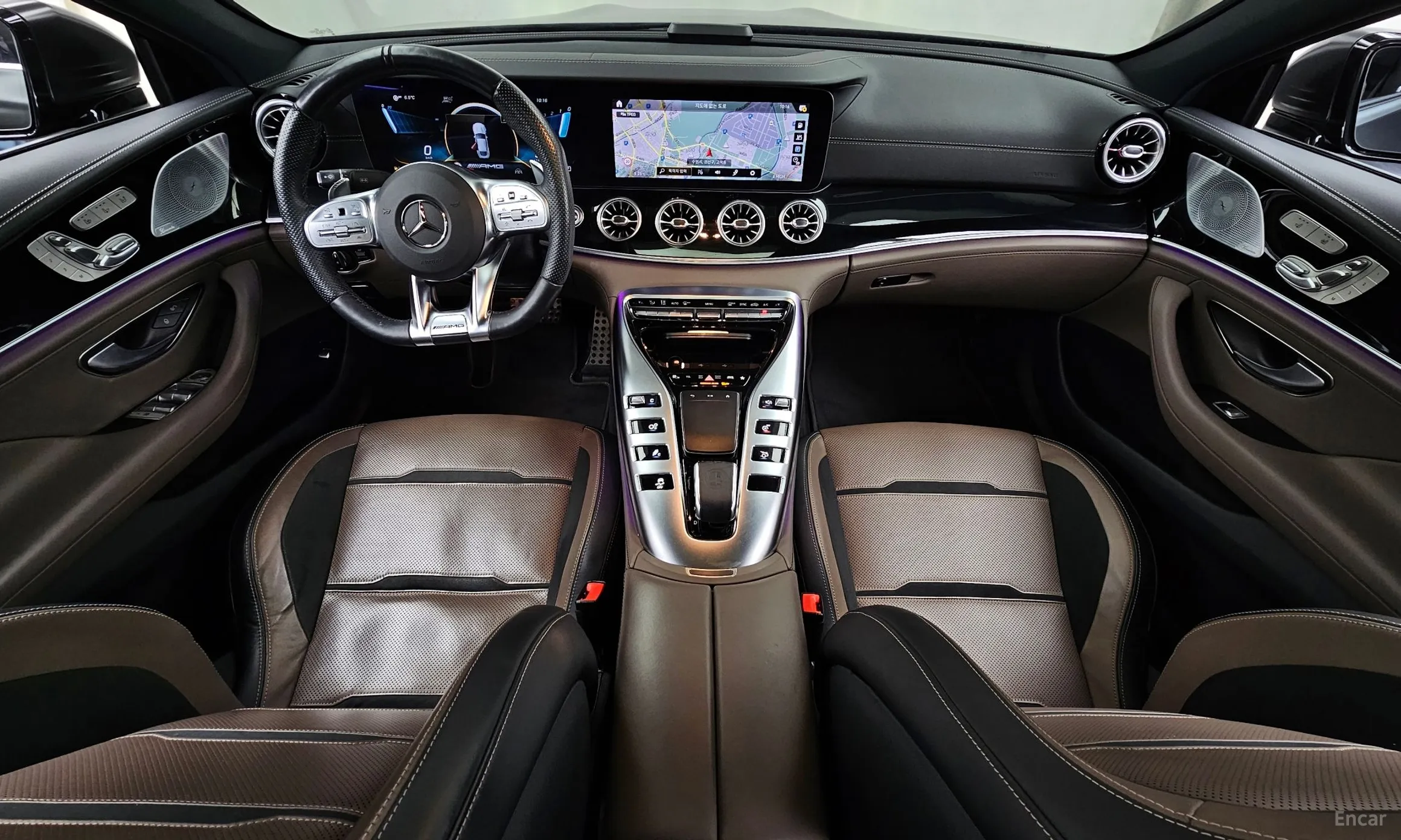 Mercedes Benz AMG GT превью 7