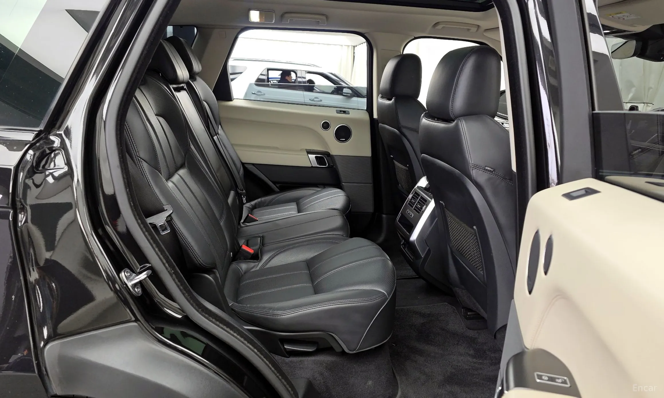 Land Rover Range Rover Sport 2nd Generation превью 12