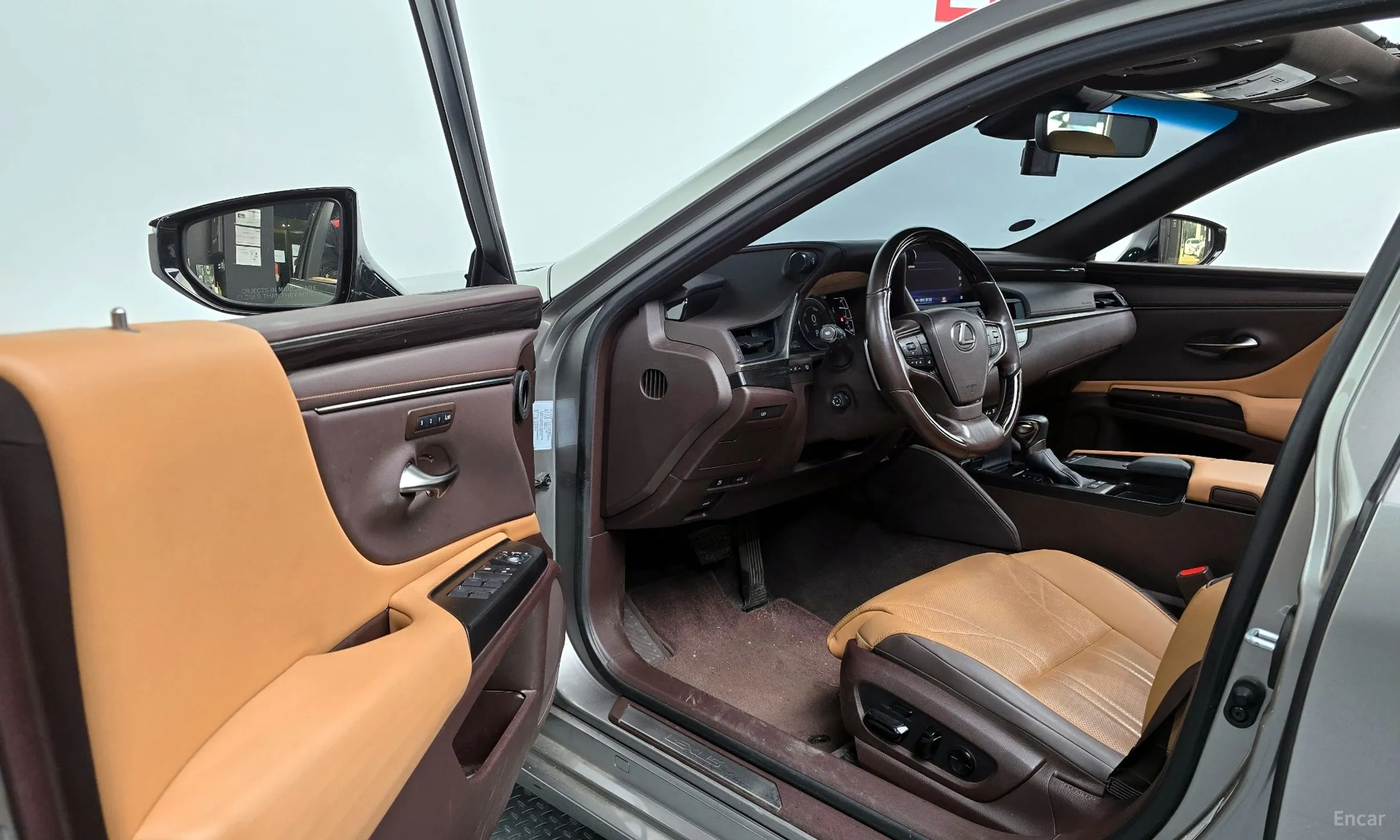 Lexus ES300h 7th Generation превью 11