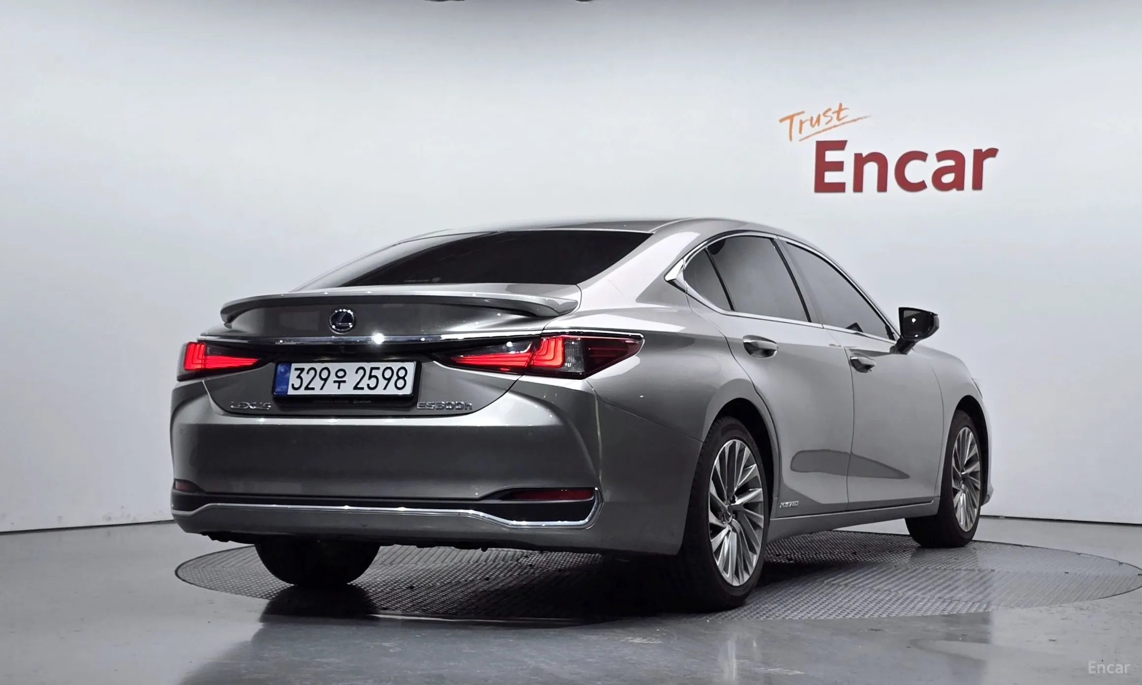 Lexus ES300h 7th Generation превью 2