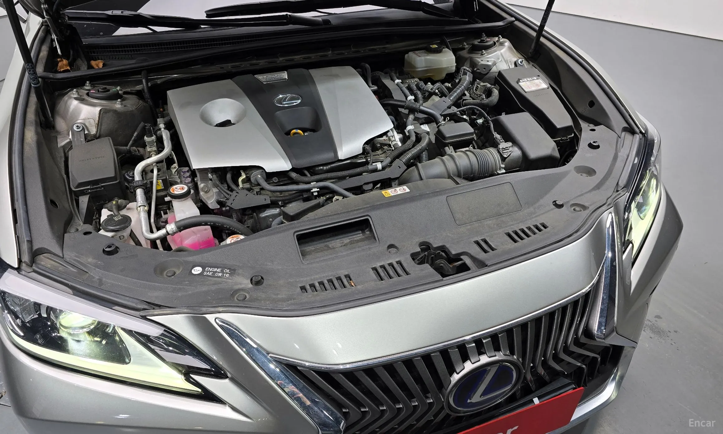 Lexus ES300h 7th Generation превью 6