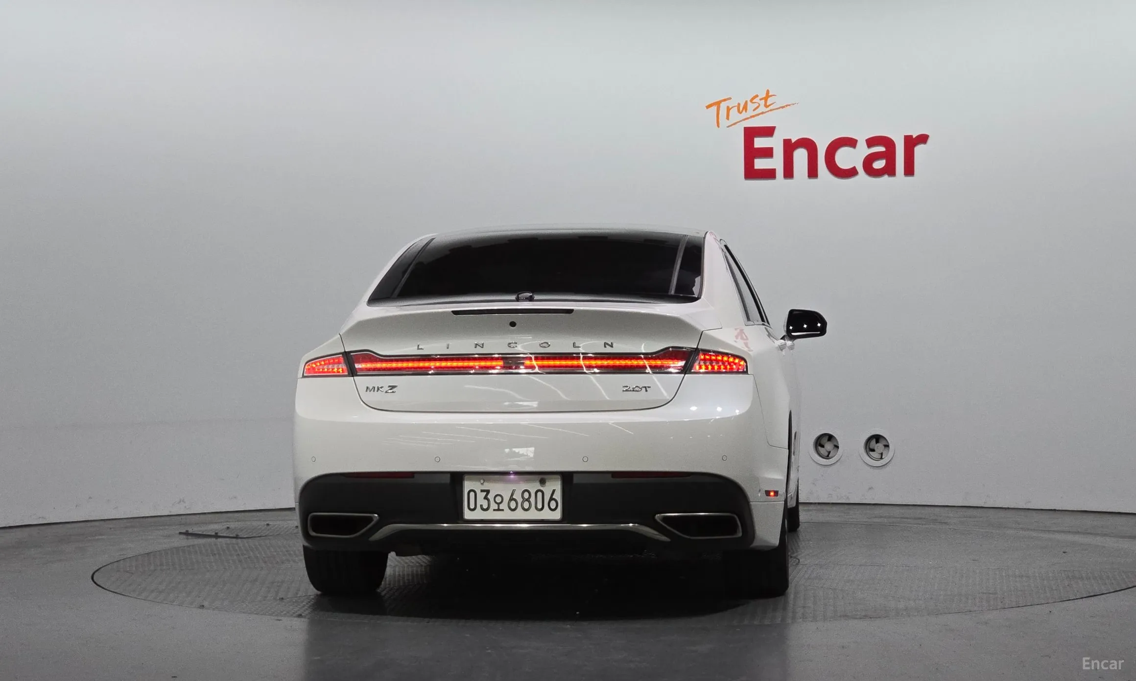Lincoln New MKZ превью 4