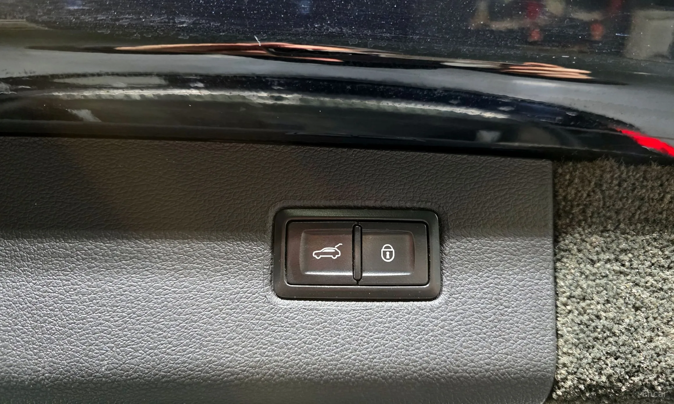 Bentley Bentayga превью 18