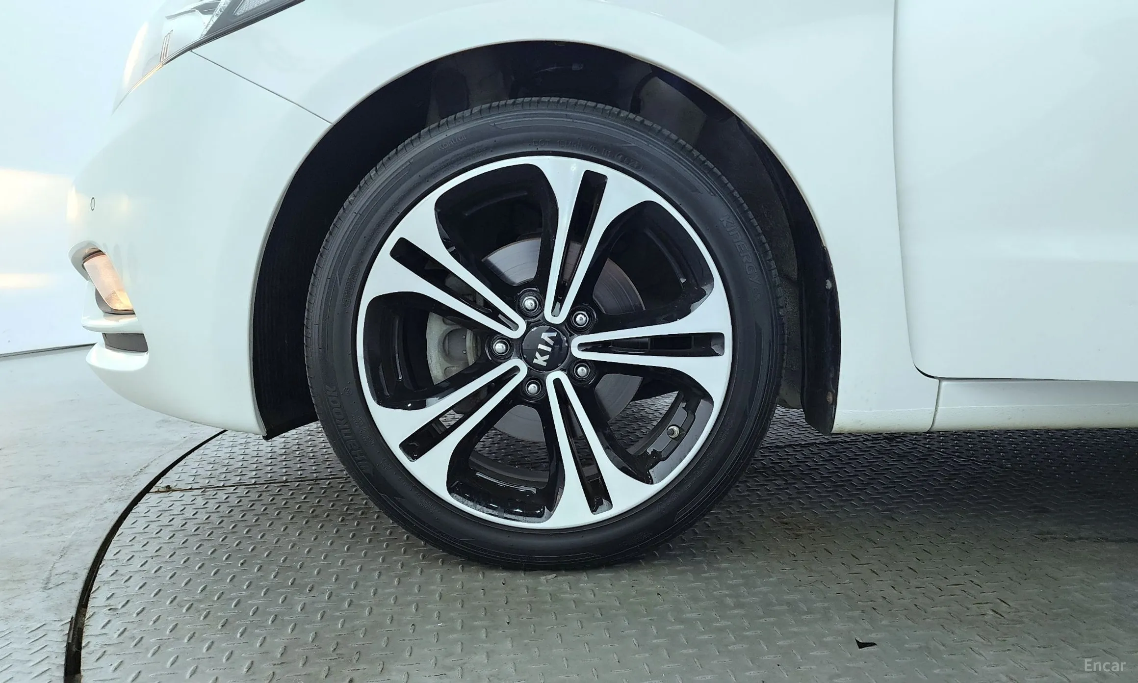 Kia K3 превью 5