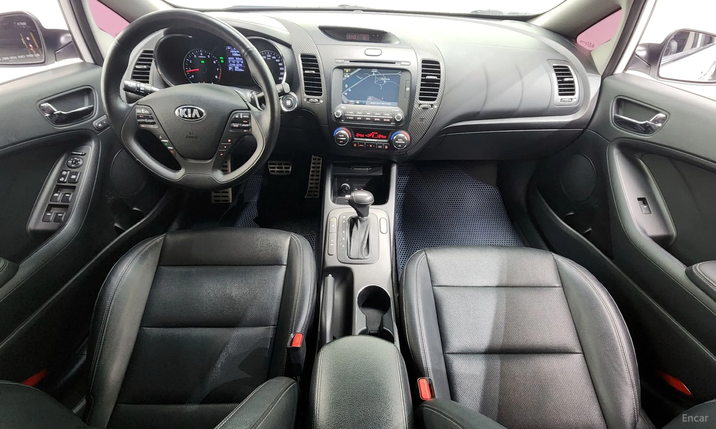 Kia K3 превью 7