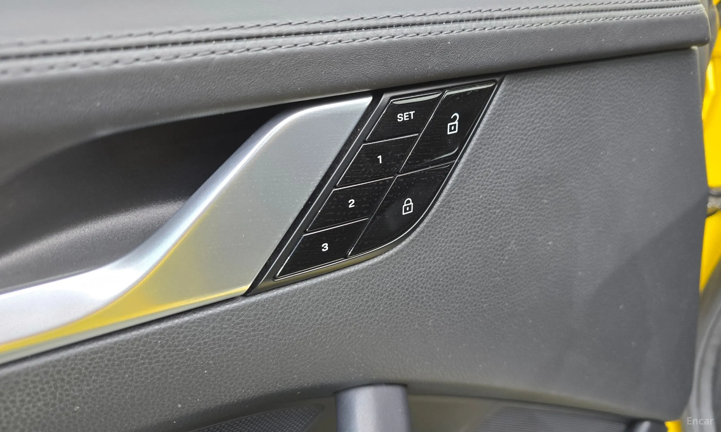 Porsche 911 (992) превью 19